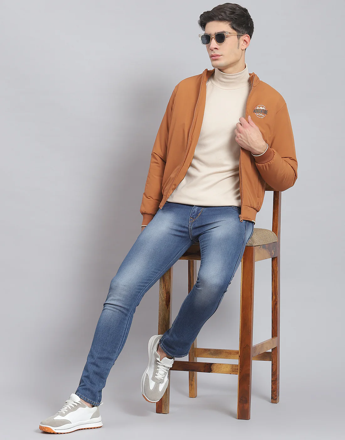 Men Brown Solid Stand Collar Full Sleeve Jacket - Image 2