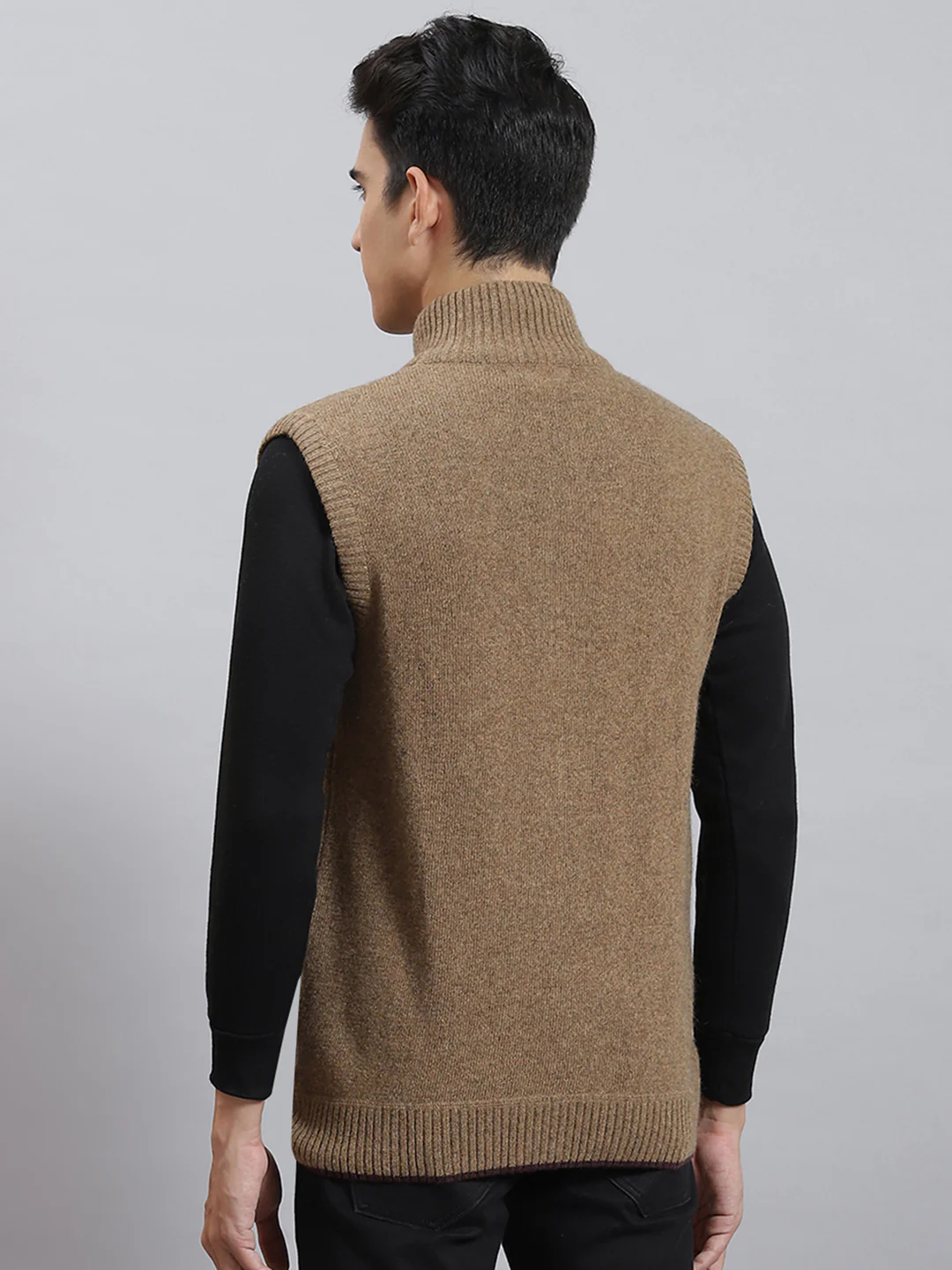 Men Brown Solid Stand Collar Sleeveless Sweaters/Pullovers - Image 5