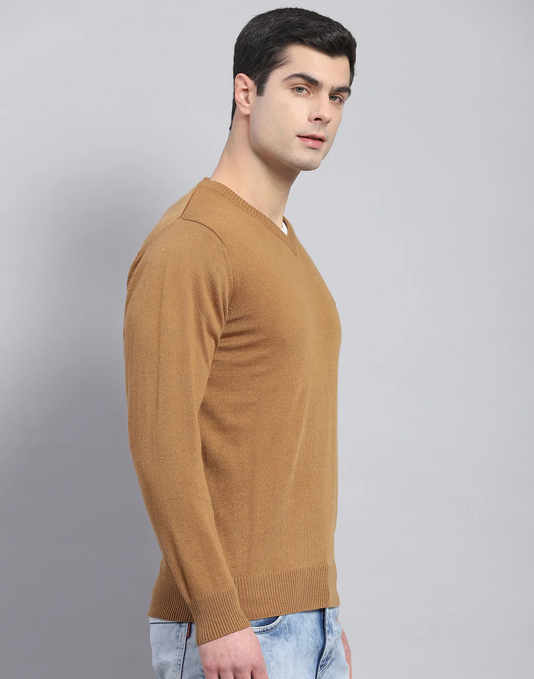 Men Brown Solid V Neck Full Sleeve Pullover - Image 4