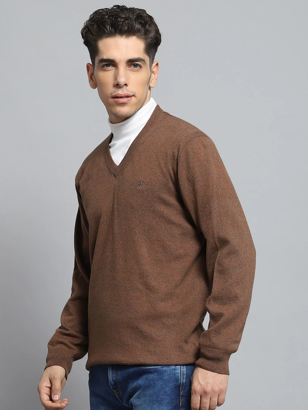 Men Brown Solid V Neck Full Sleeve Pullover - Image 3
