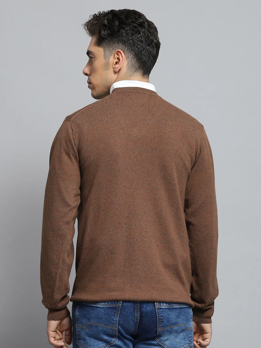 Men Brown Solid V Neck Full Sleeve Pullover - Image 5