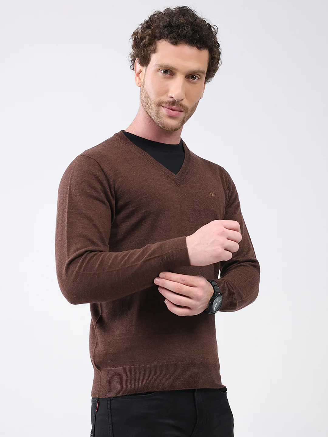 Men Brown Solid V Neck Full Sleeve Pullover - Image 4