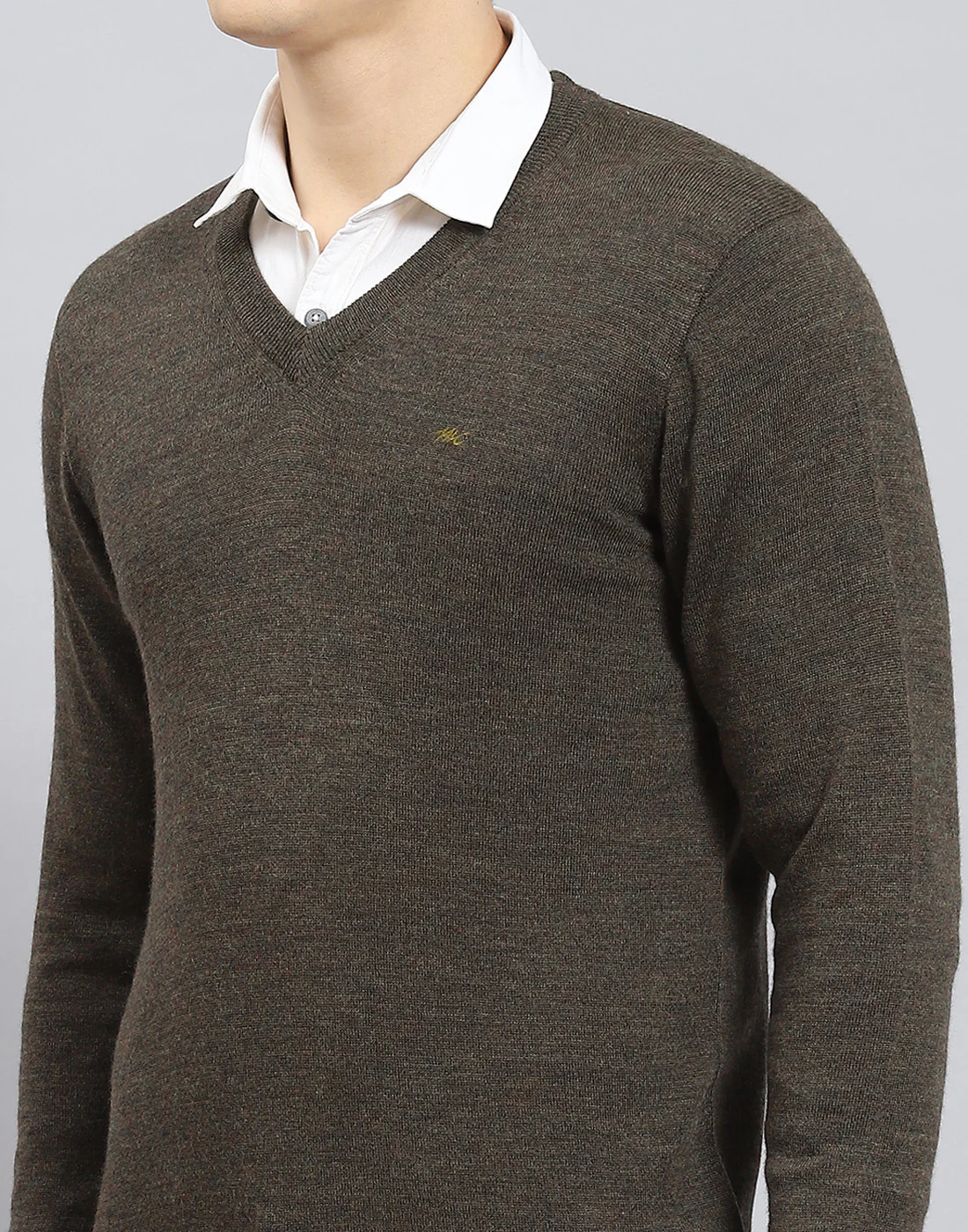 Men Brown Solid V Neck Full Sleeve Sweater - Image 8