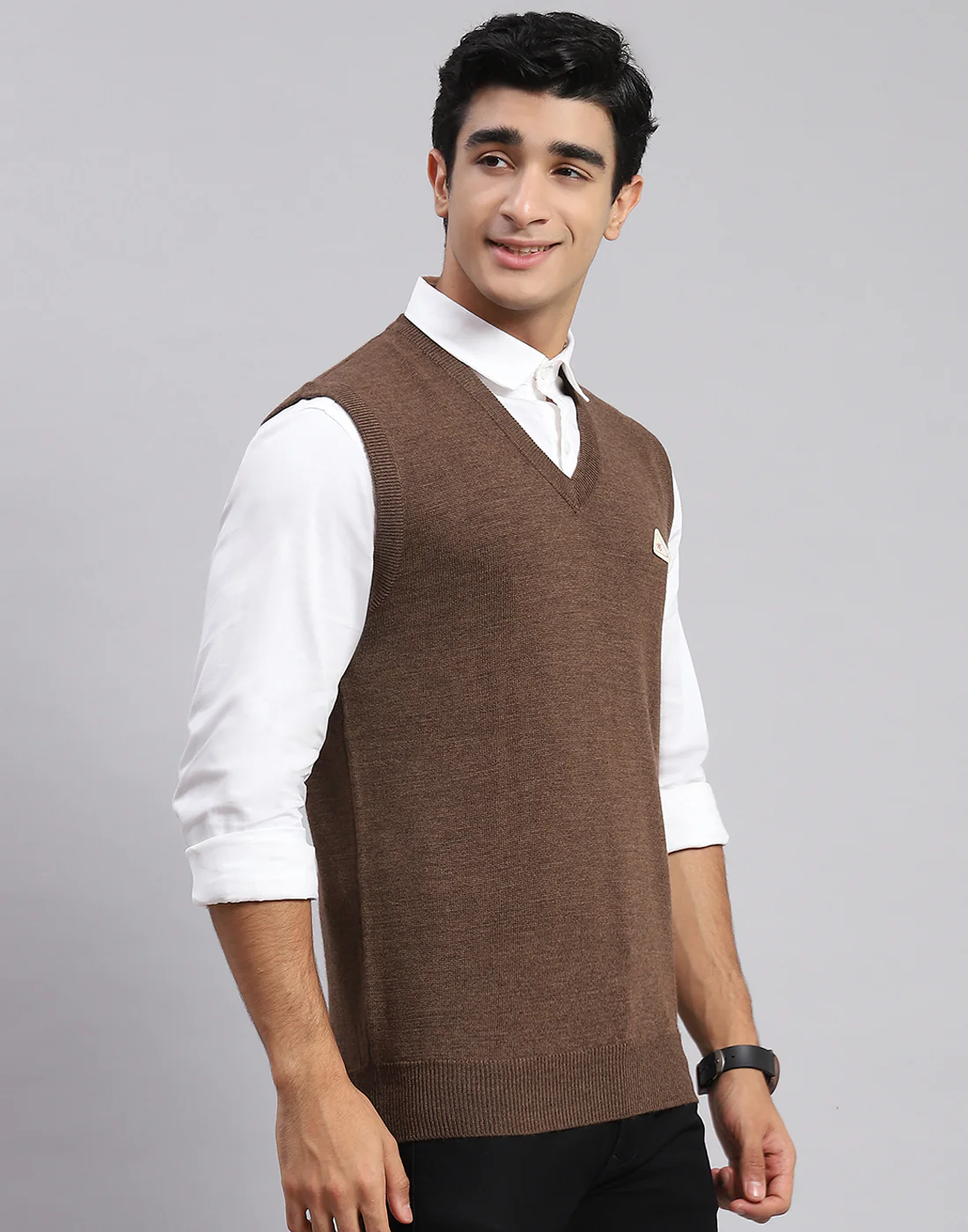 Men Brown Solid V Neck Sleeveless Sweater - Image 3