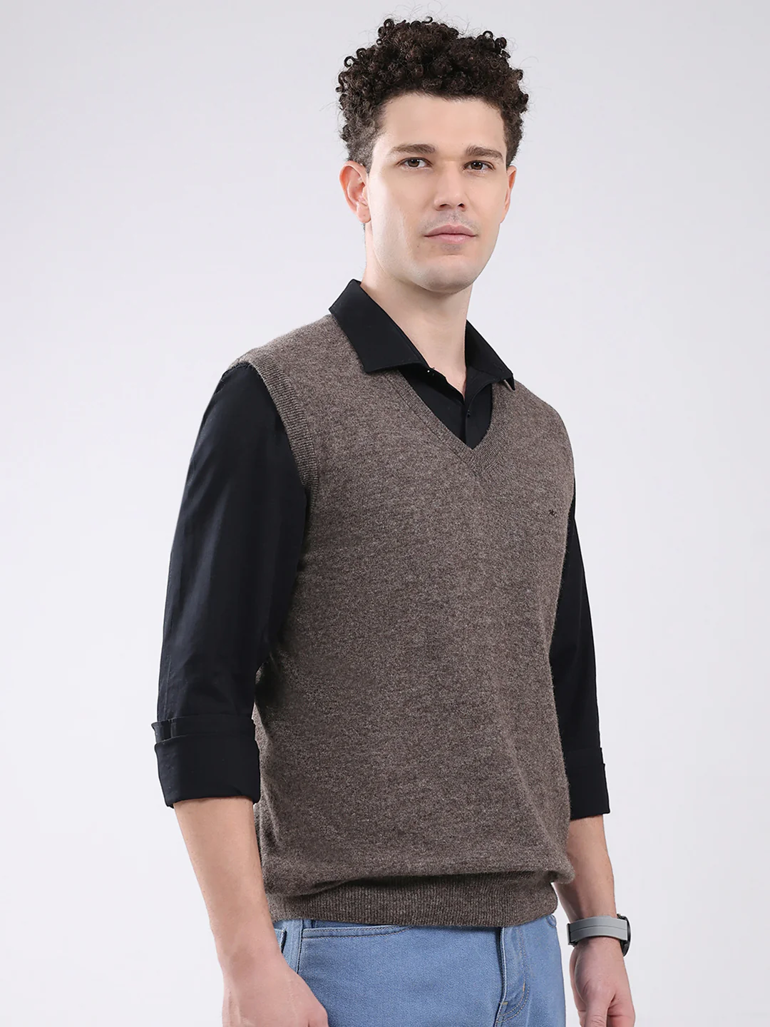 Men Brown Solid V Neck Sleeveless Sweater - Image 4