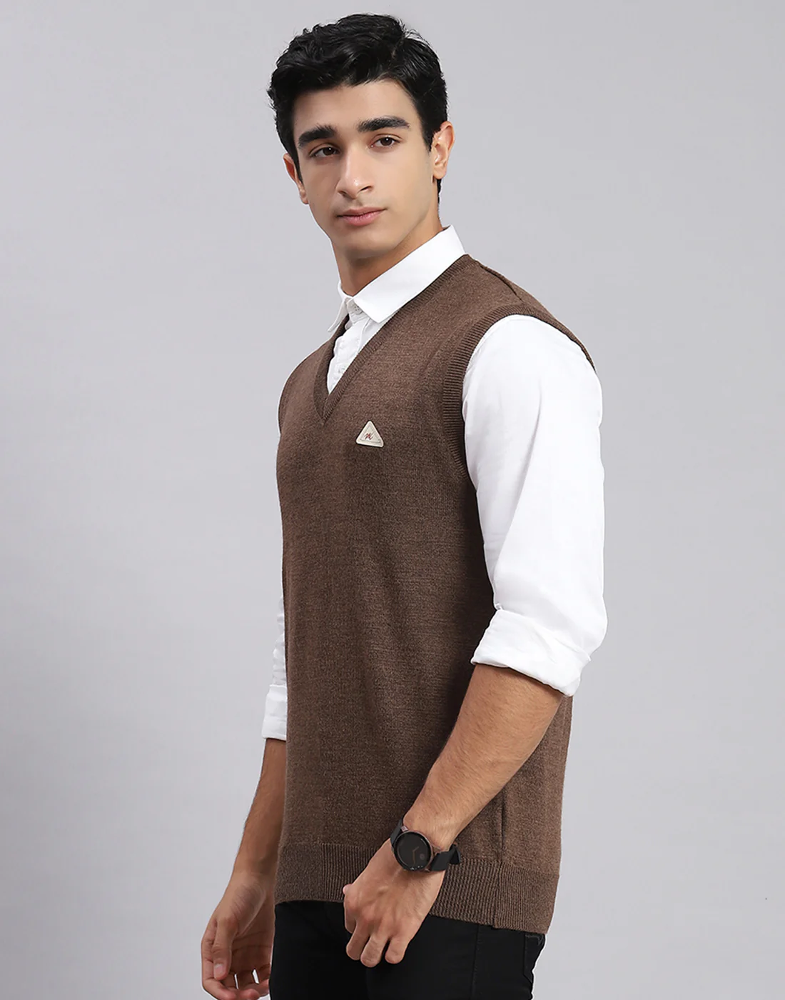 Men Brown Solid V Neck Sleeveless Sweaters/Pullovers - Image 2