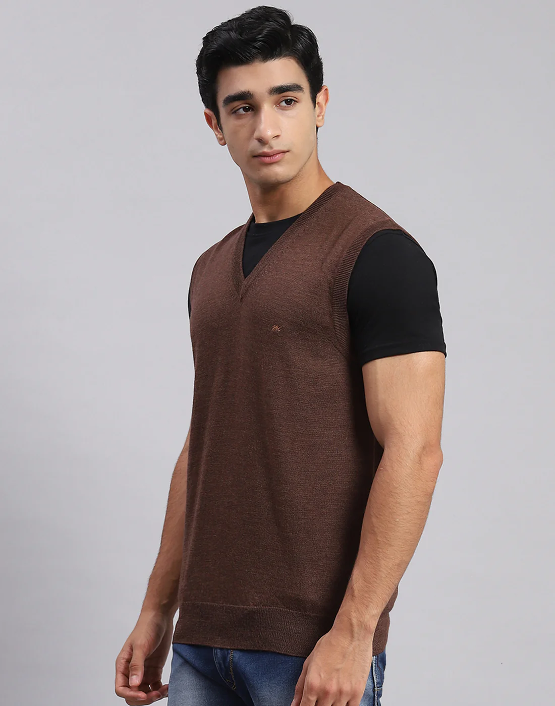 Men Brown Solid V Neck Sleeveless Sweaters/Pullovers - Image 3