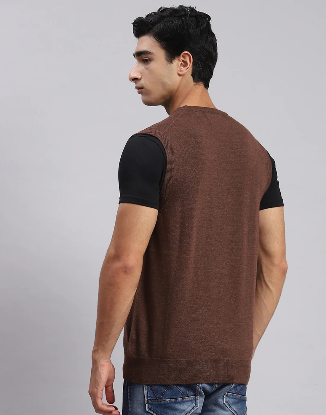 Men Brown Solid V Neck Sleeveless Sweaters/Pullovers - Image 5