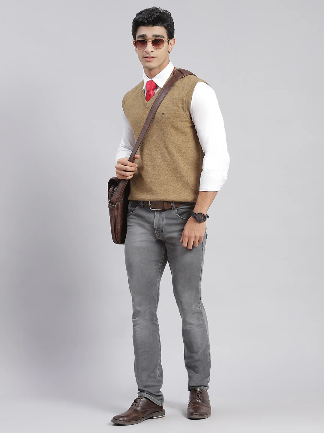 Men Brown Solid V Neck Sleeveless Sweaters/Pullovers - Image 6