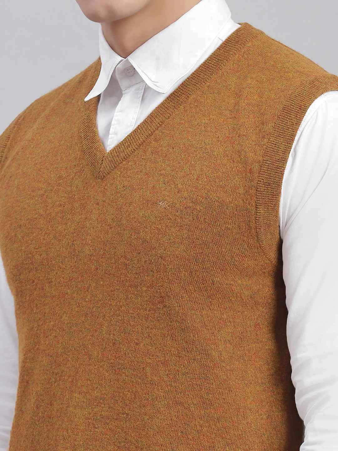 Men Brown Solid V Neck Sleeveless Sweaters/Pullovers - Image 7