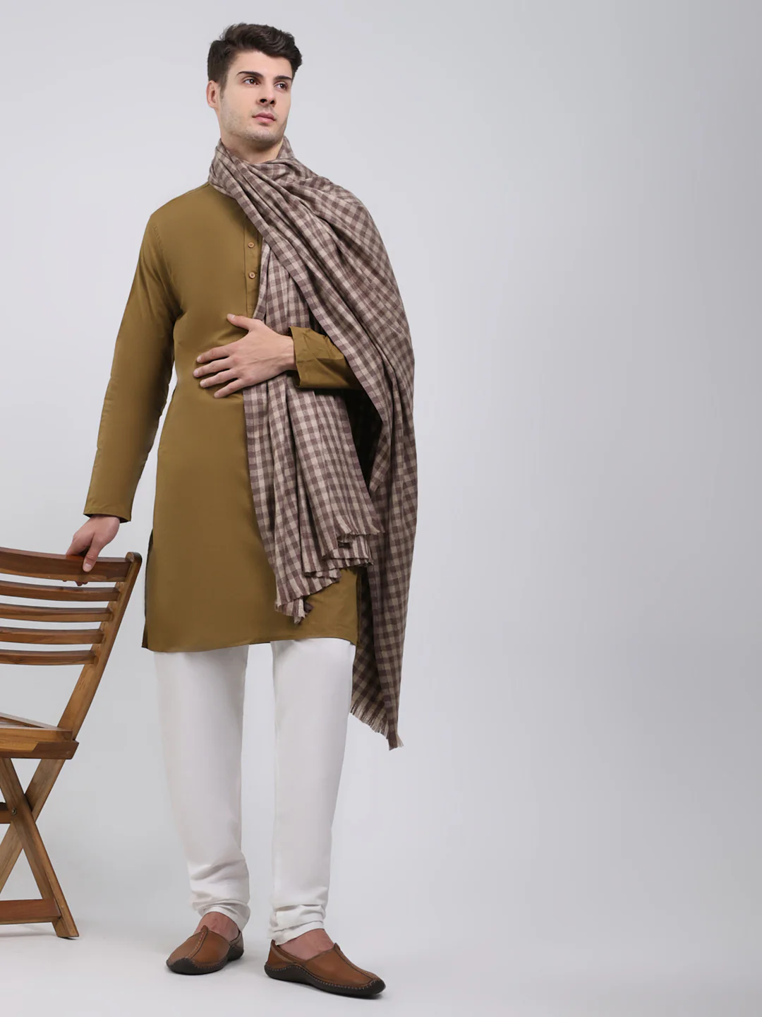 Men Brown Solid Wool Blend Lohi Shawl - Image 2