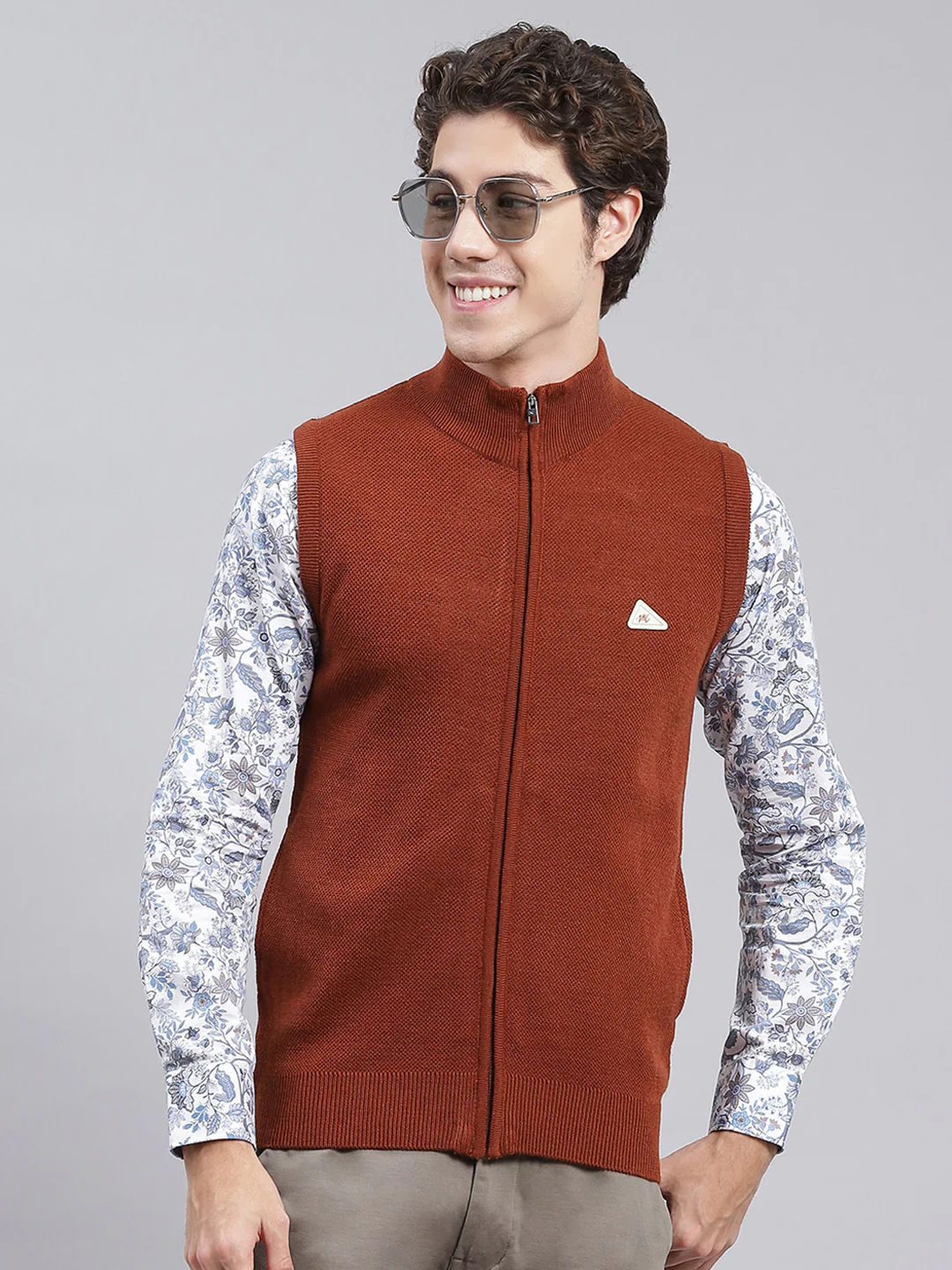 Men Brown Solid Wool blend Sweater - Image 2
