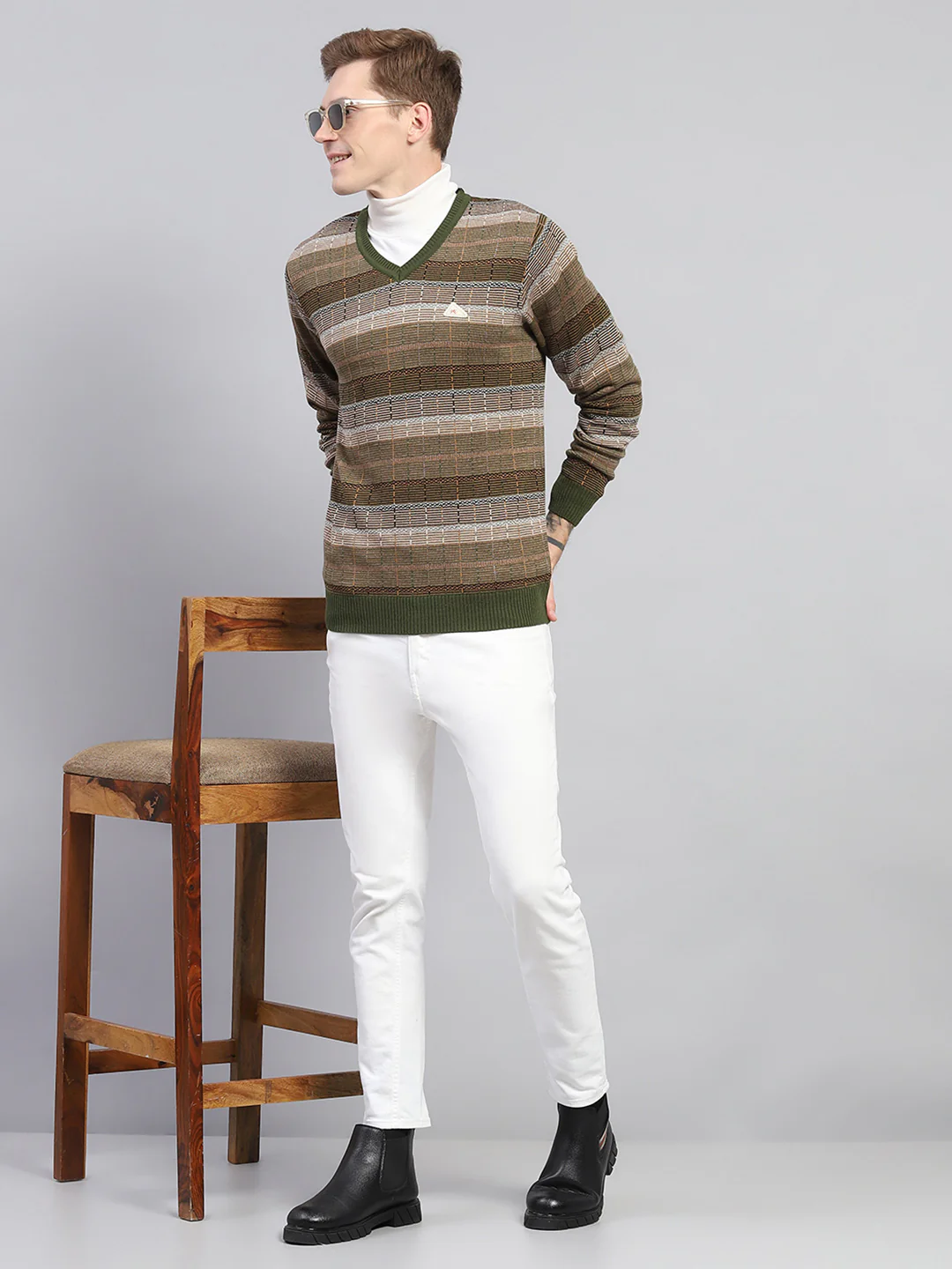 Men Green & Brown Stripe V Neck Full Sleeve Pullover - Image 2