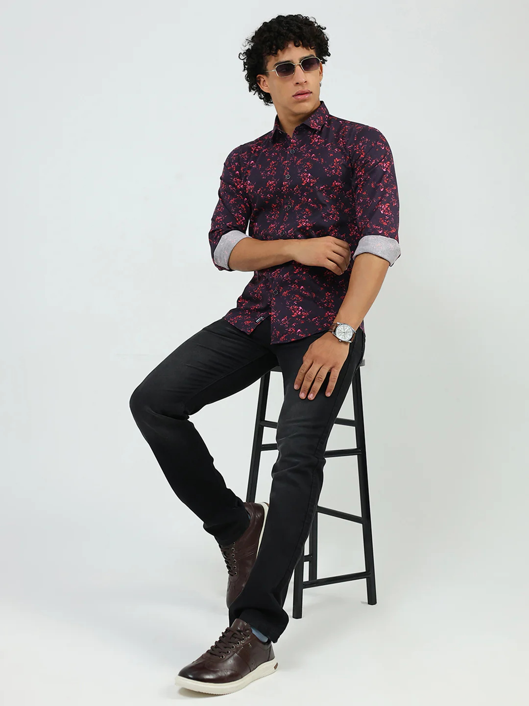 Men Burgundy Printed Collar Full Sleeve Shirt - Image 2