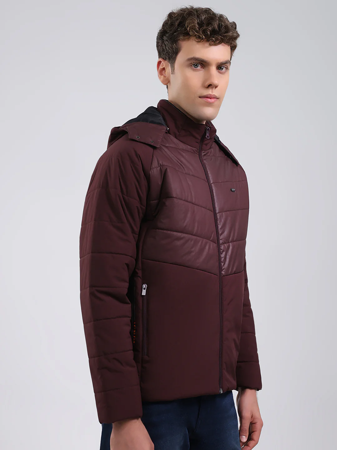 Men Burgundy Solid Hooded Full Sleeve Jacket - Image 4