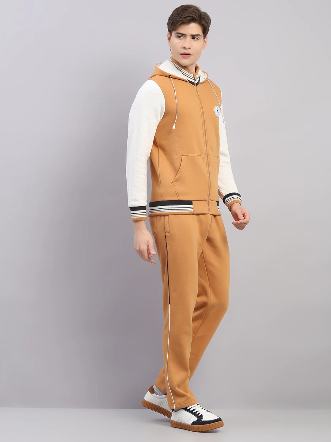 Men Camel Brown Solid Hooded Full Sleeve Winter Tracksuit - Image 4