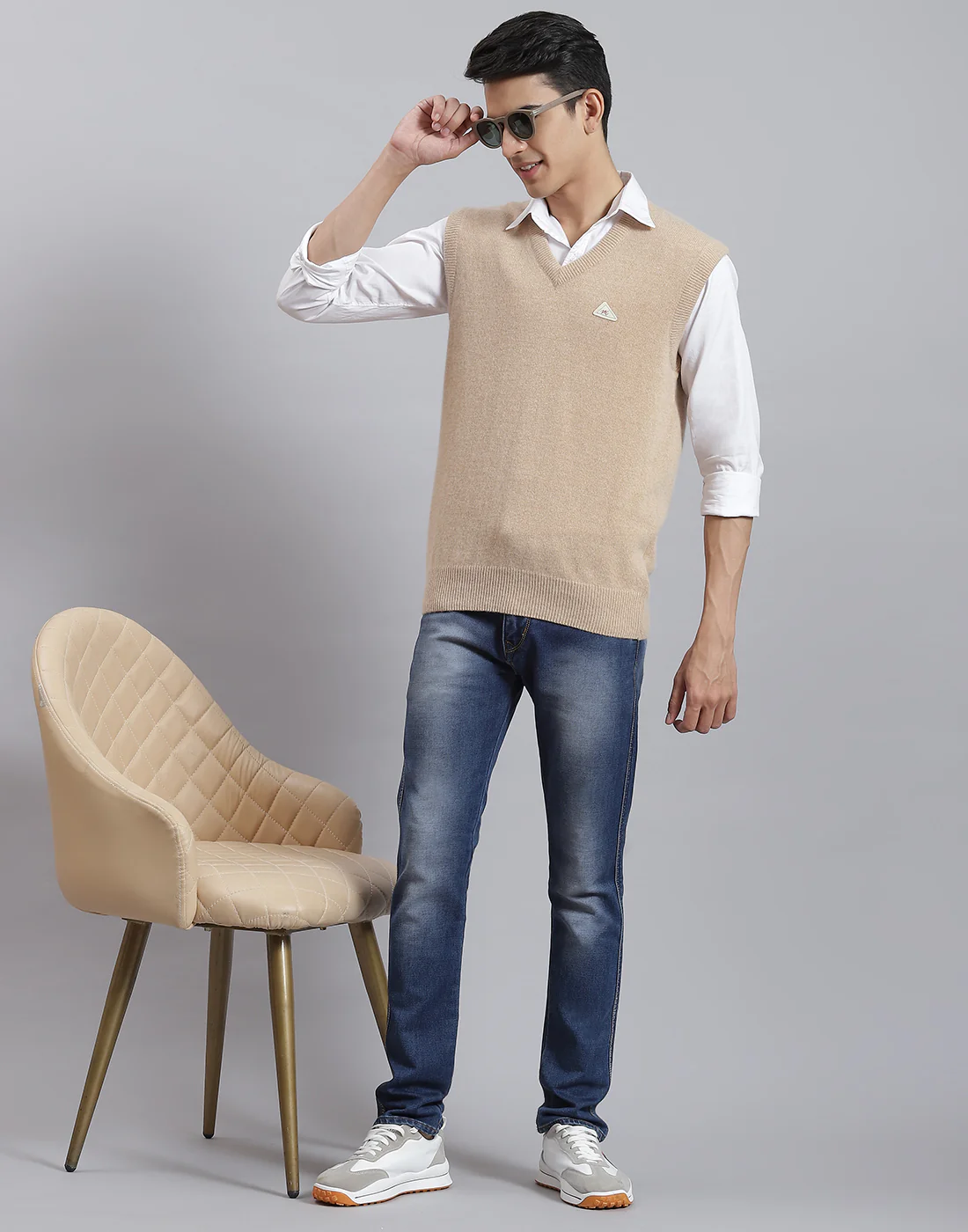 Men Camel Brown Solid V Neck Sleeveless Sweater - Image 2