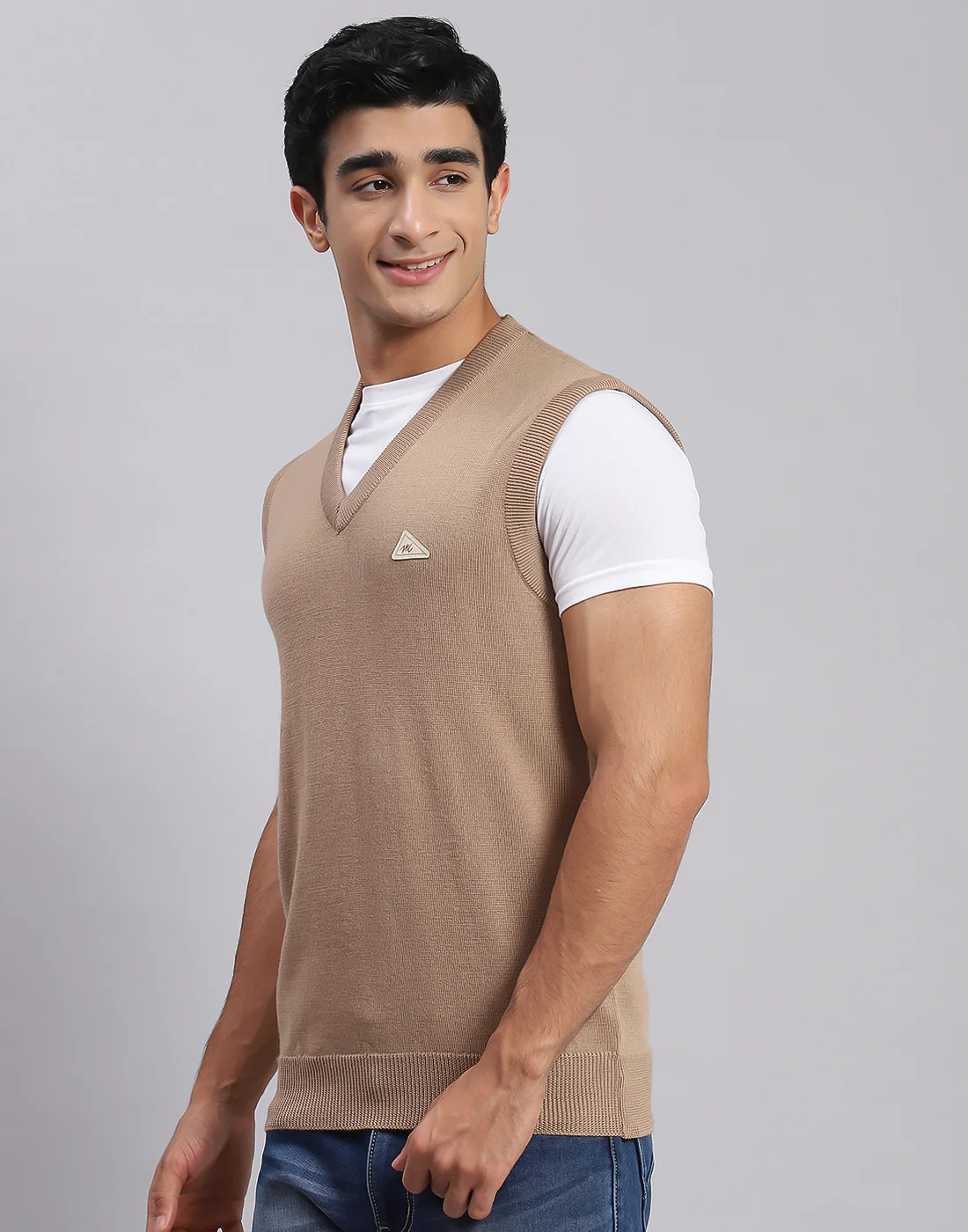 Men Camel Brown Solid V Neck Sleeveless Sweaters/Pullovers - Image 2