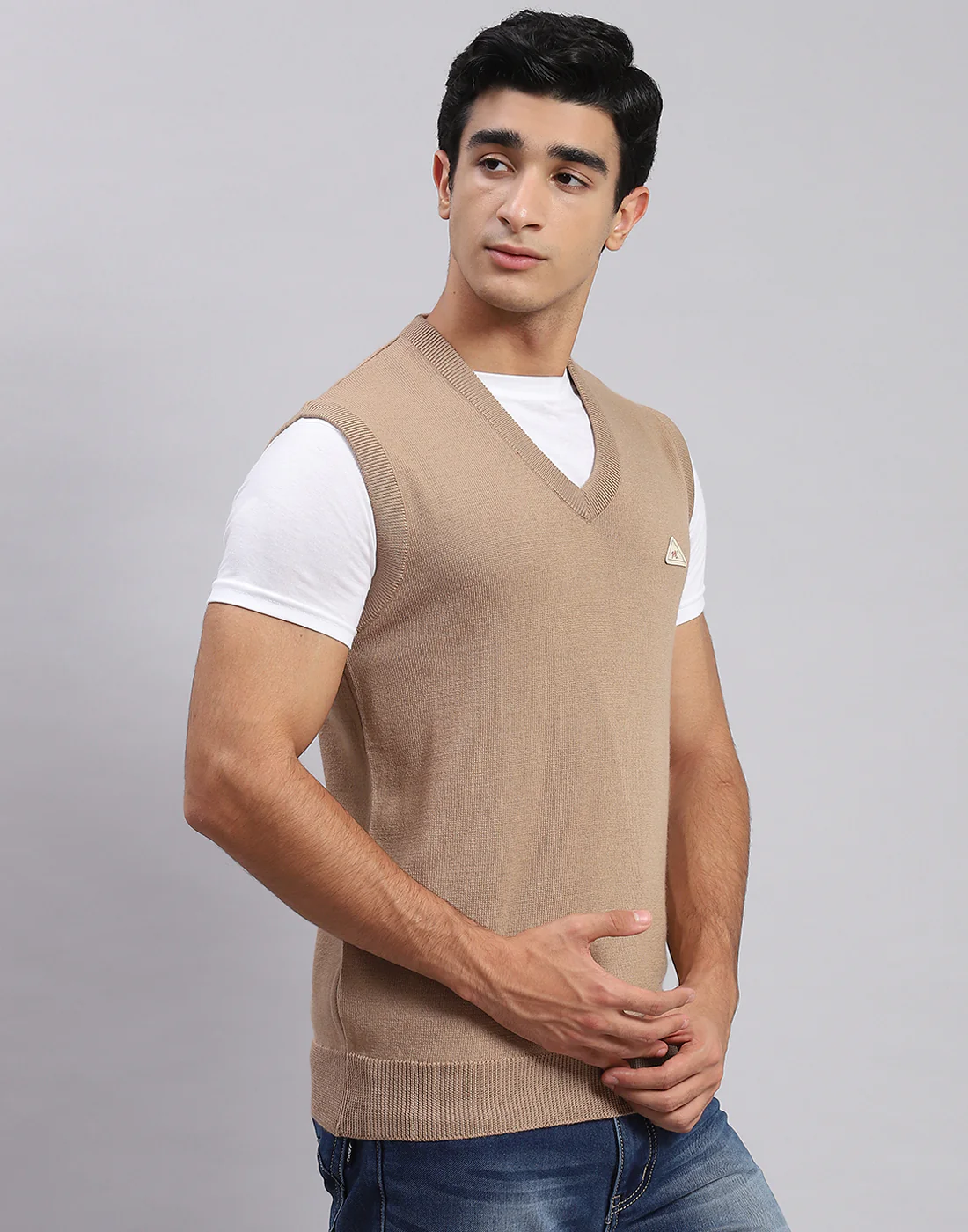 Men Camel Brown Solid V Neck Sleeveless Sweaters/Pullovers - Image 3