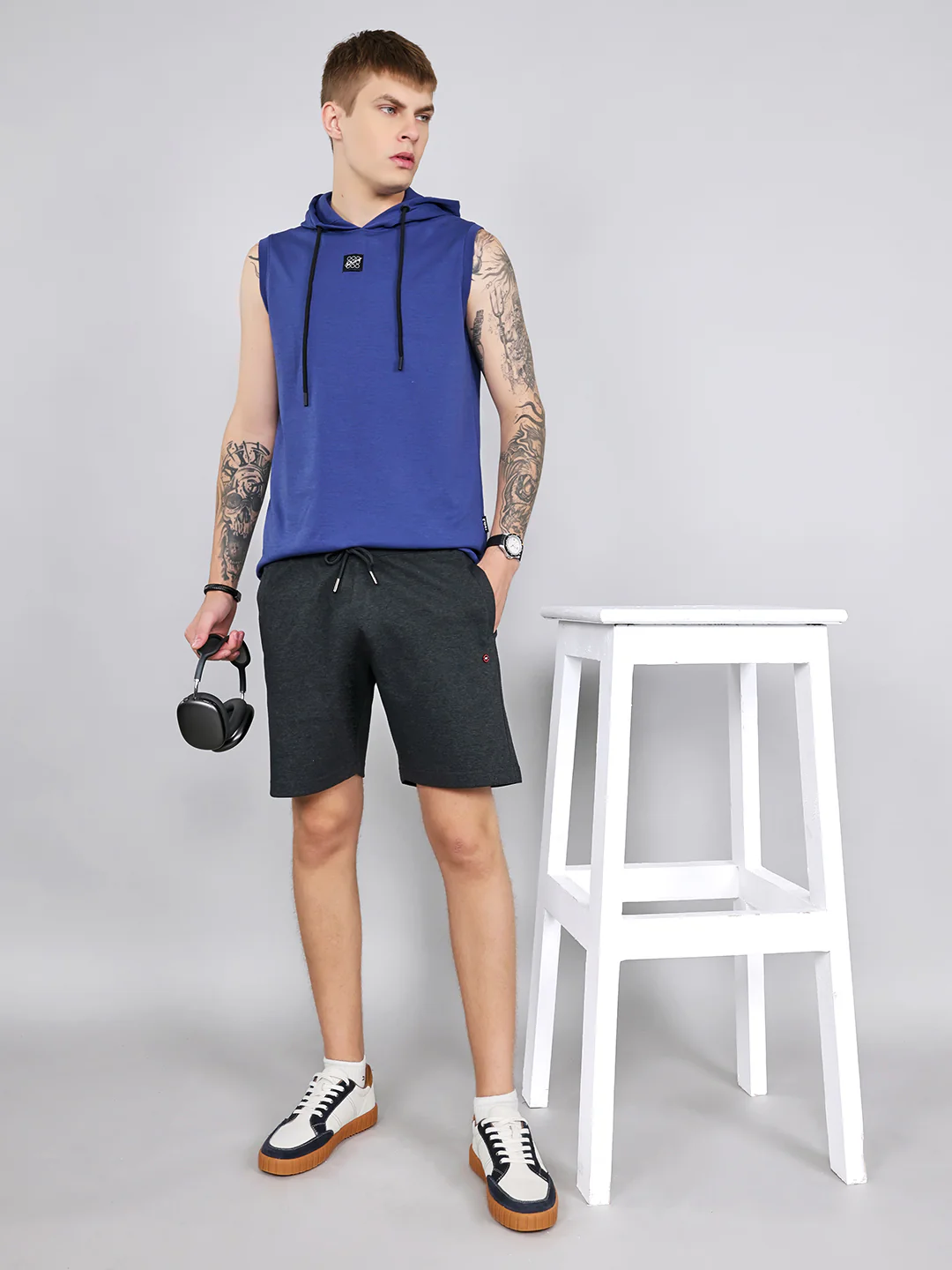 Men Charcoal Plain Regular Fit Bermuda - Image 6