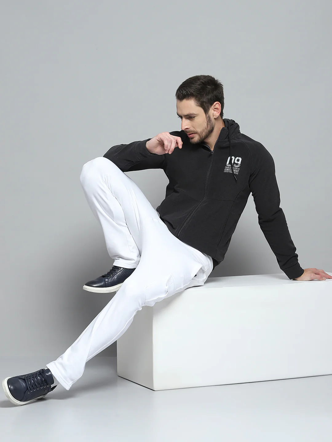 Rock.it Men Charcoal Printed Hooded Full Sleeve Sweatshirt - Image 2