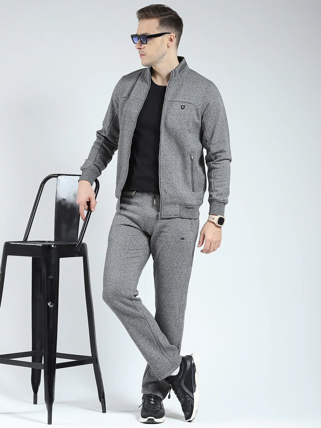 Men Charcoal Solid Mock Neck Full Sleeve Winter Tracksuit - Image 2