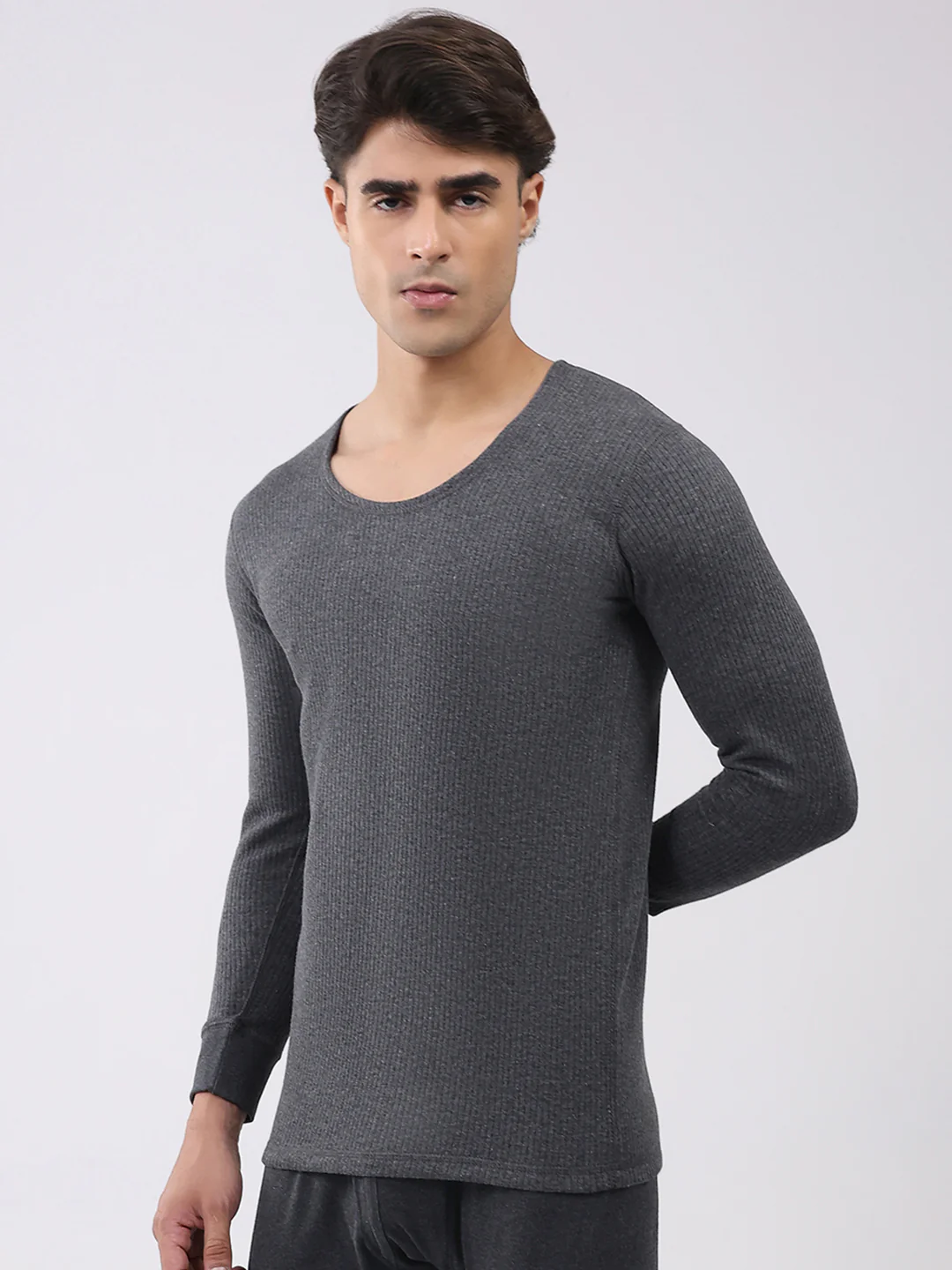 Men Charcoal Solid Round Neck Full Sleeve Thermal Vest - Image 3