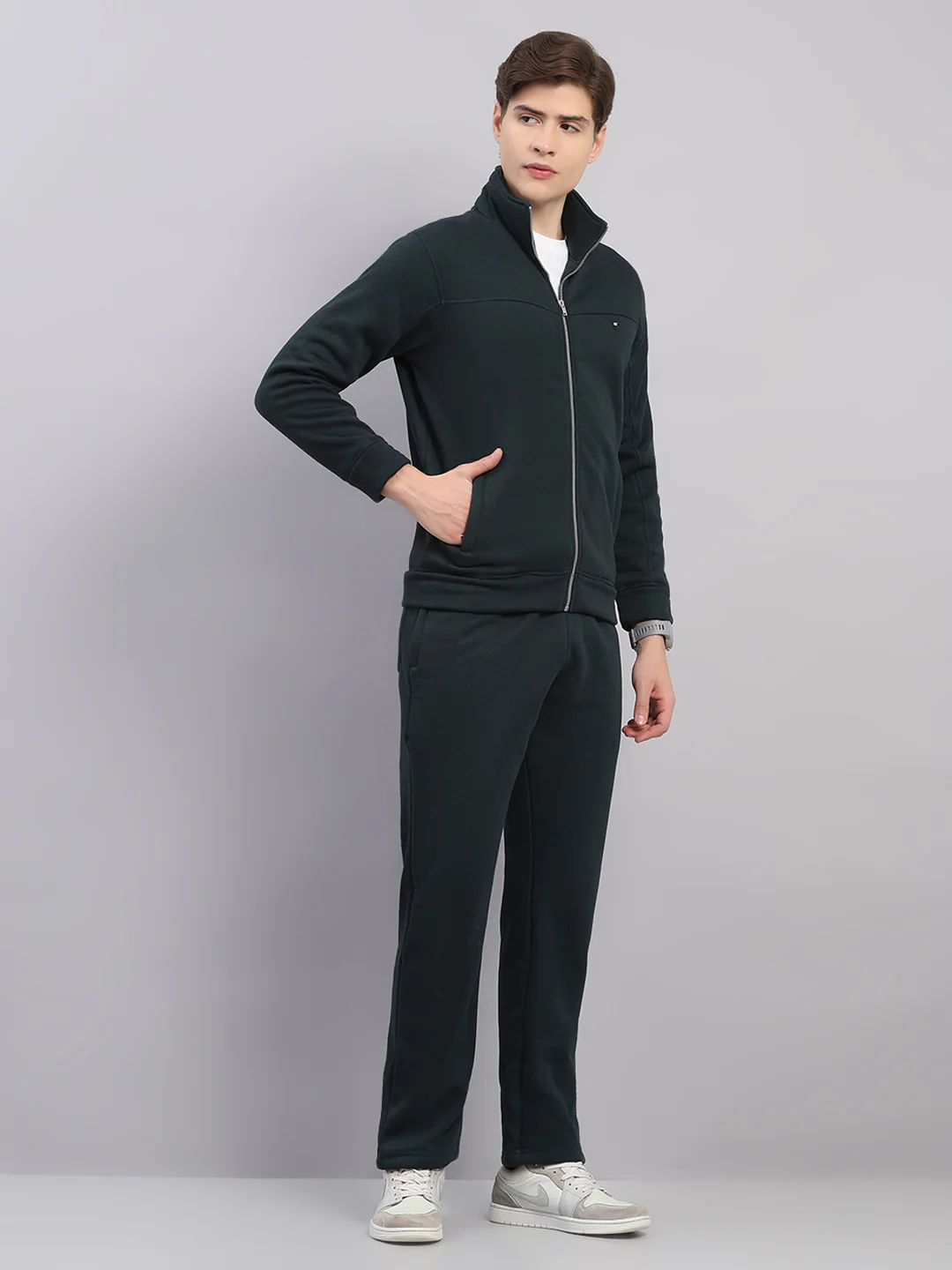 Men Olive Solid Stand Collar Full Sleeve Winter Tracksuit - Image 4