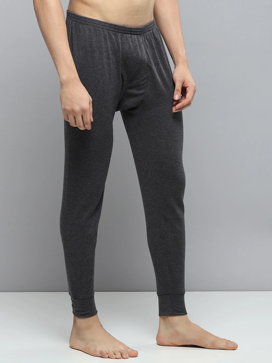 Men Charcoal Solid Thermal Lower - Image 4
