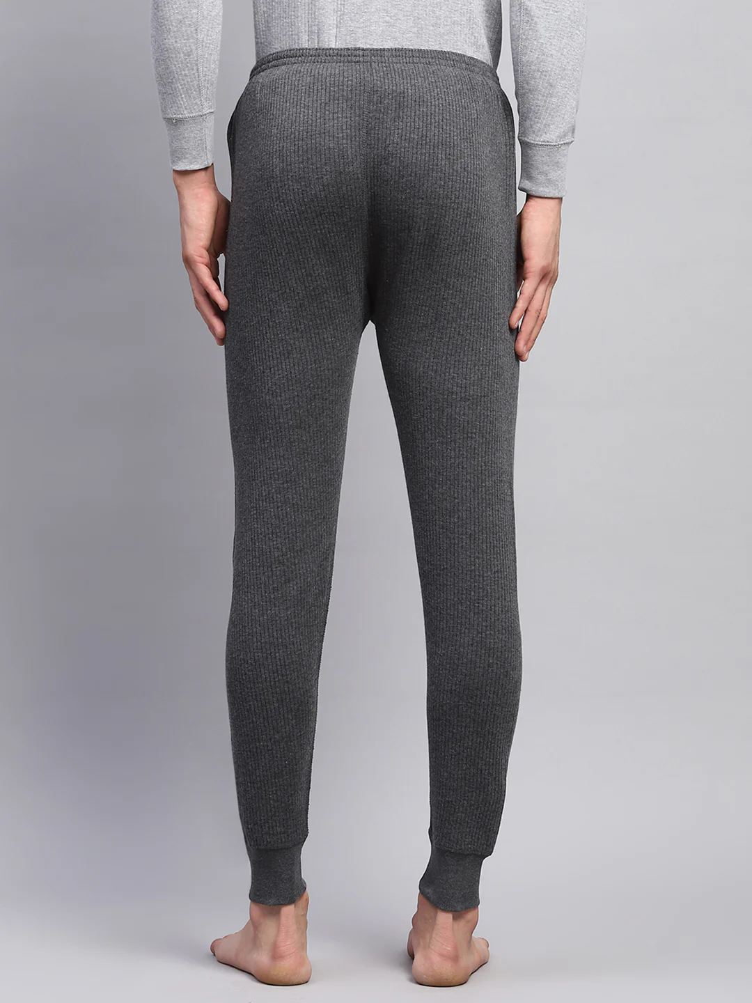 Men Charcoal Solid Thermal Lower - Image 5