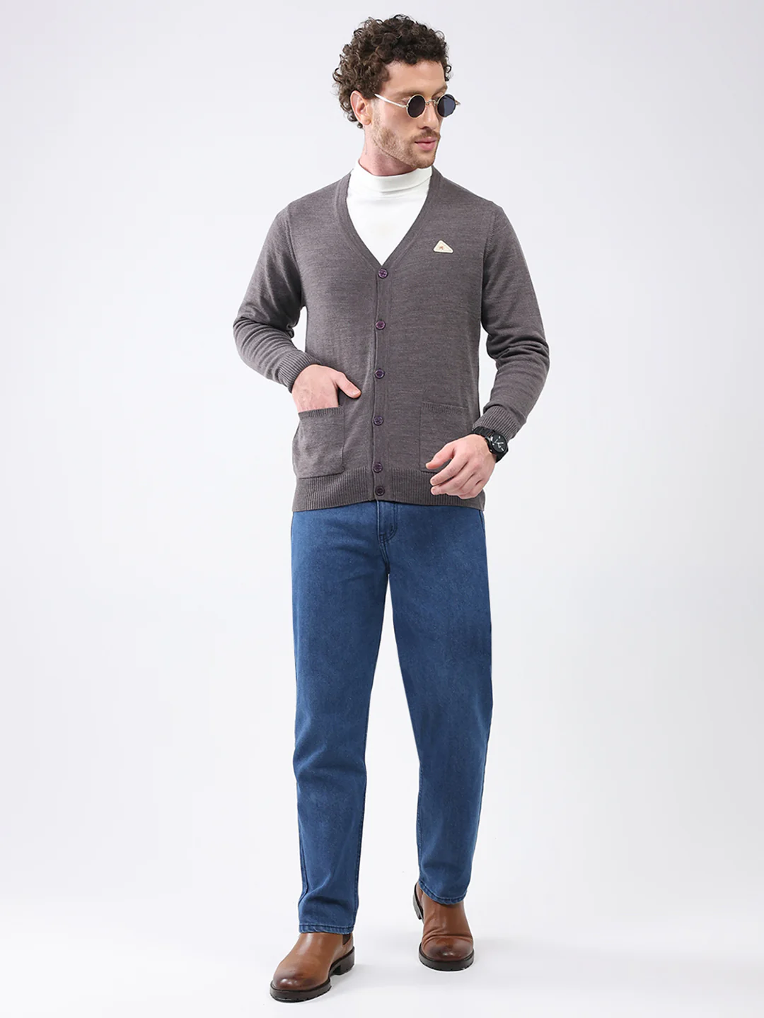 Men Charcoal Solid V Neck Full Sleeve Cardigan - Image 2