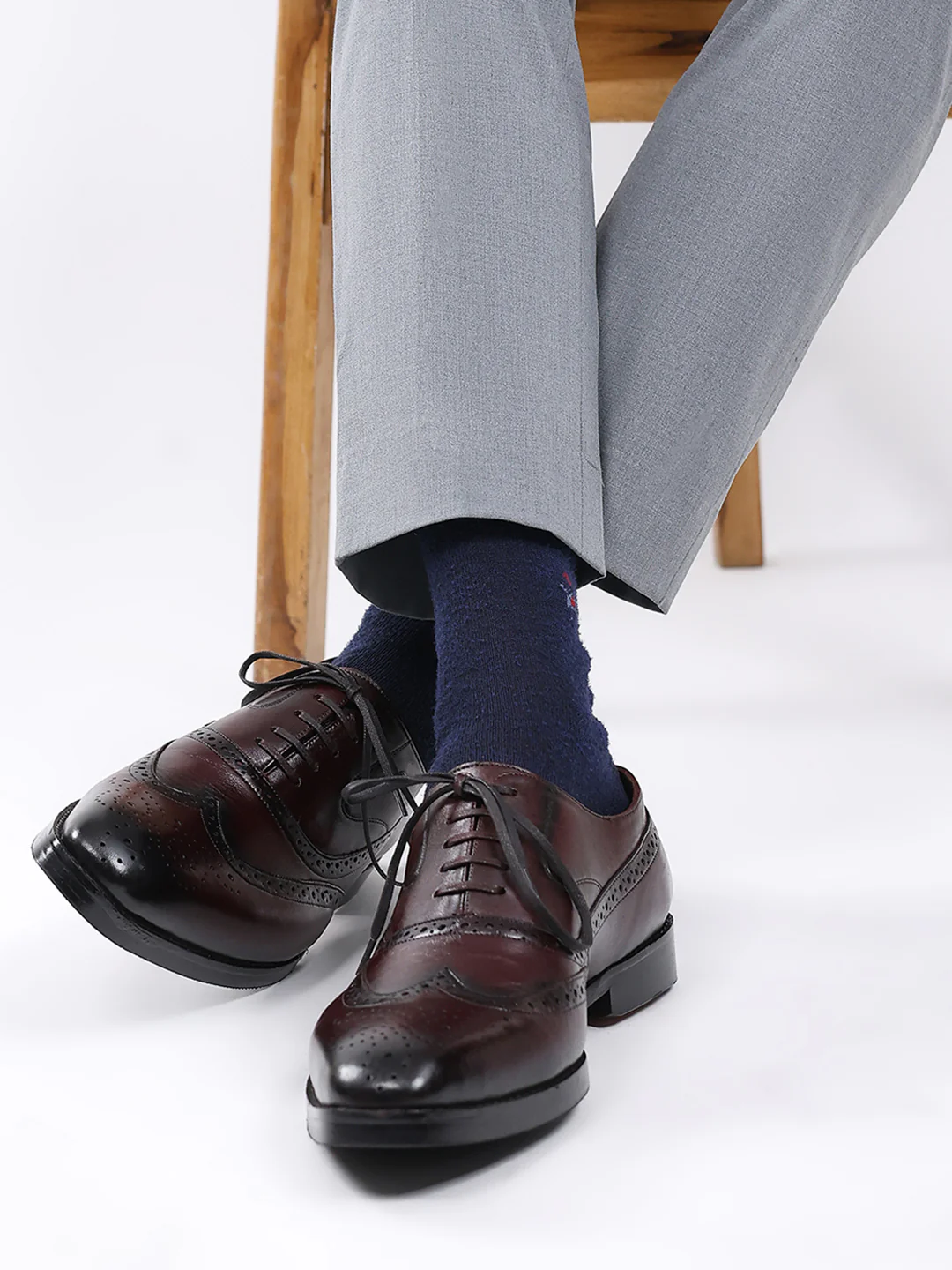Men Cherry Lace Up Leather Formal Brogues - Image 10
