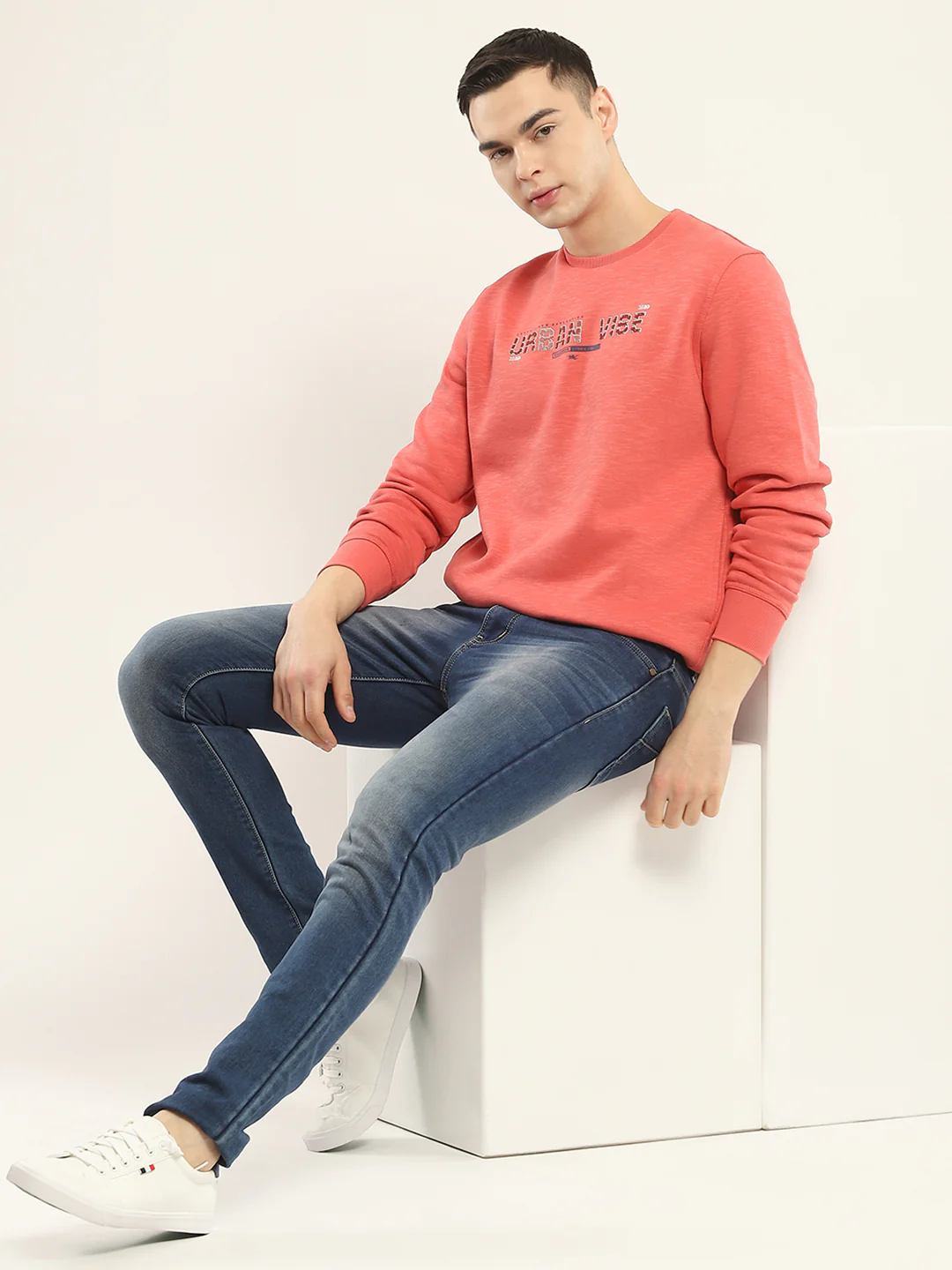 Men Coral Printed Round Neck Full Sleeve Sweatshirt - Image 2