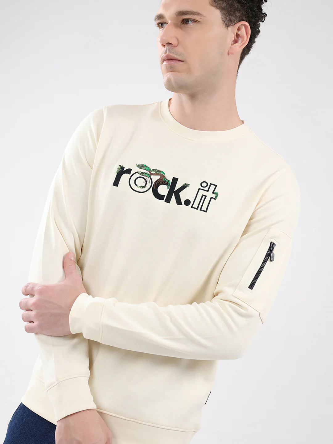 Rock.it Men Cream Embroidered Round Neck Full Sleeve Sweatshirt - Image 6