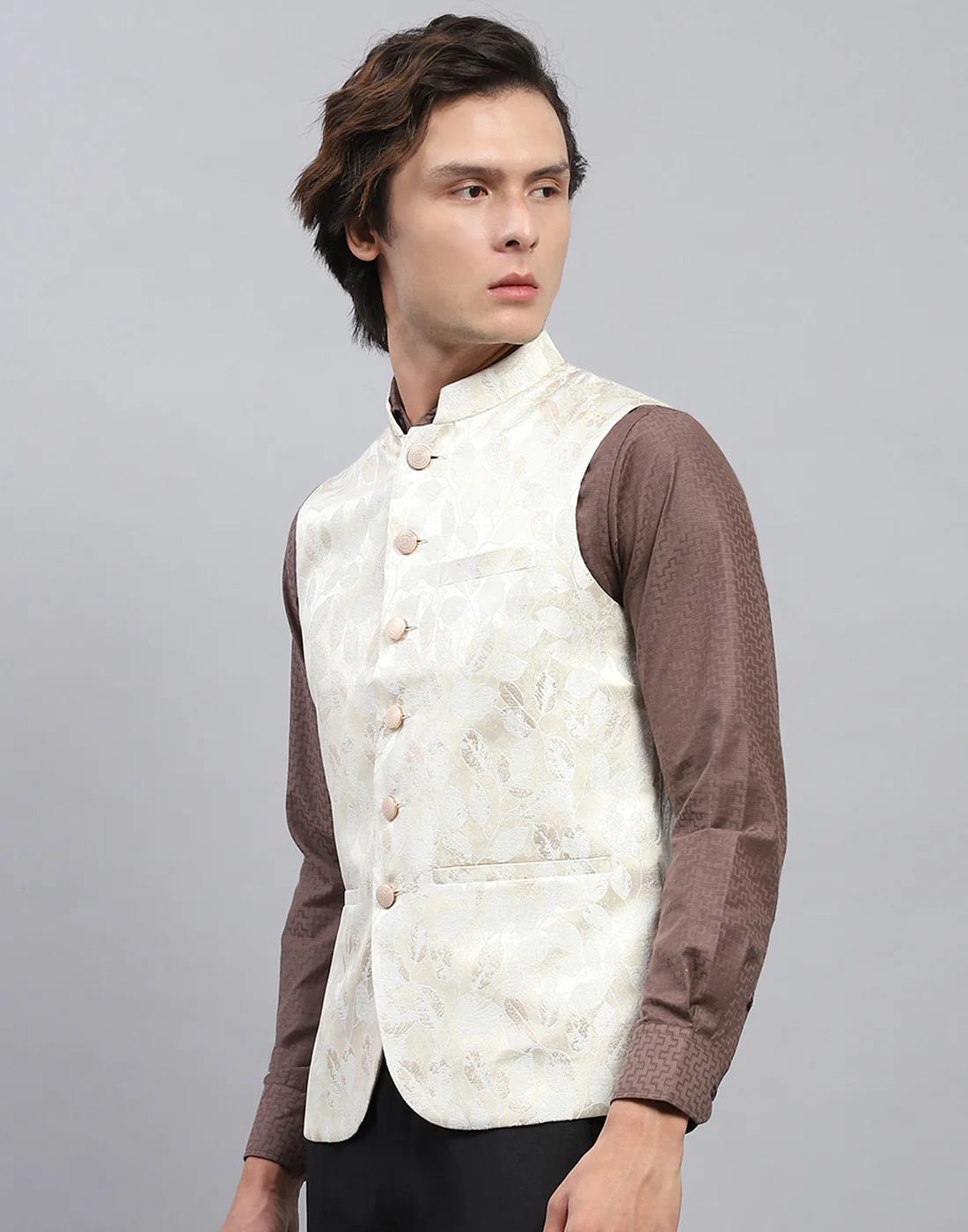 Men Cream Floral Print Band Collar Sleeveless Nehru Jacket - Image 3