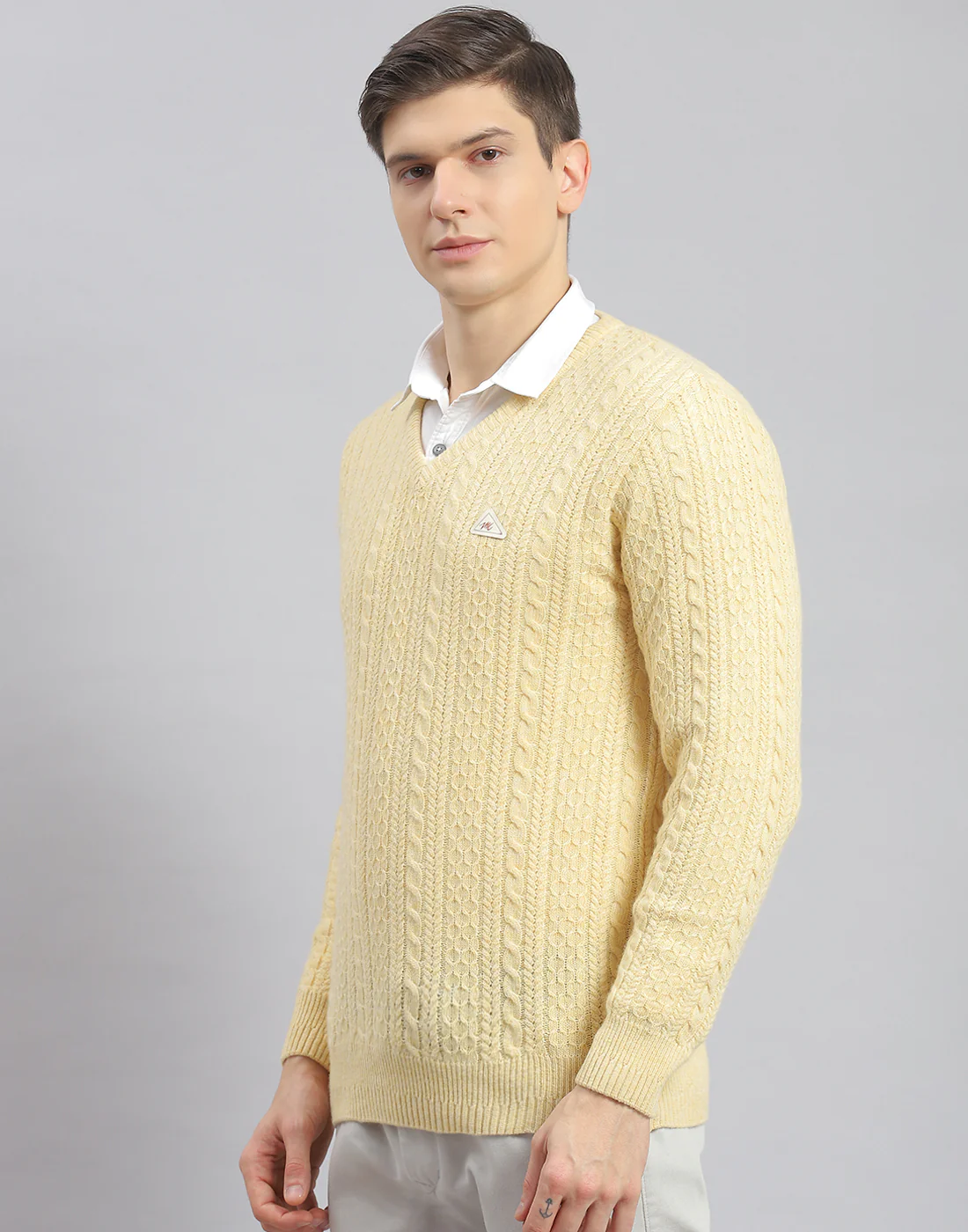 Men Cream Self Design V Neck Full Sleeve Pullover - Image 3