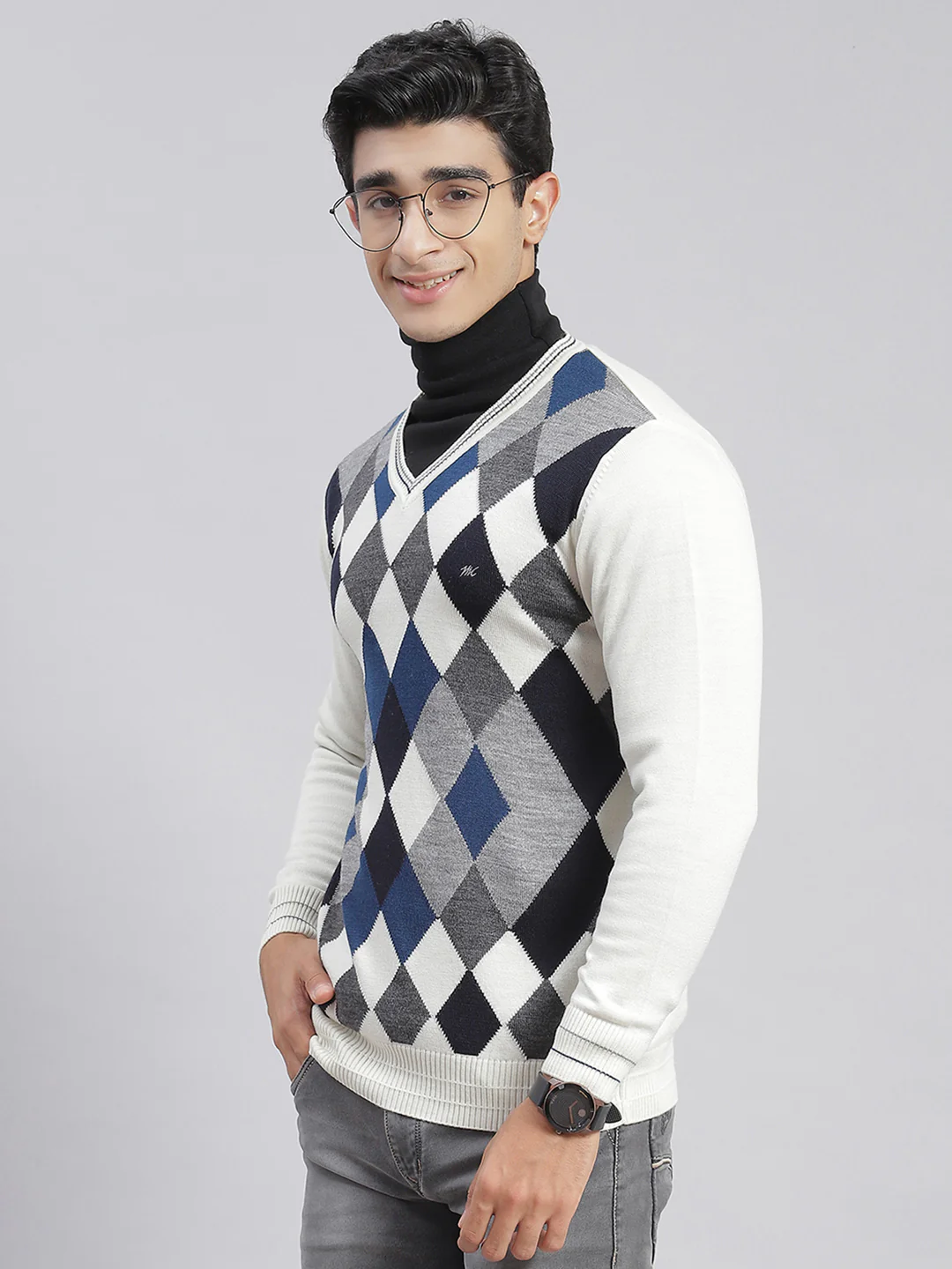 Men Cream Self Design V Neck Full Sleeve Sweaters/Pullovers - Image 3