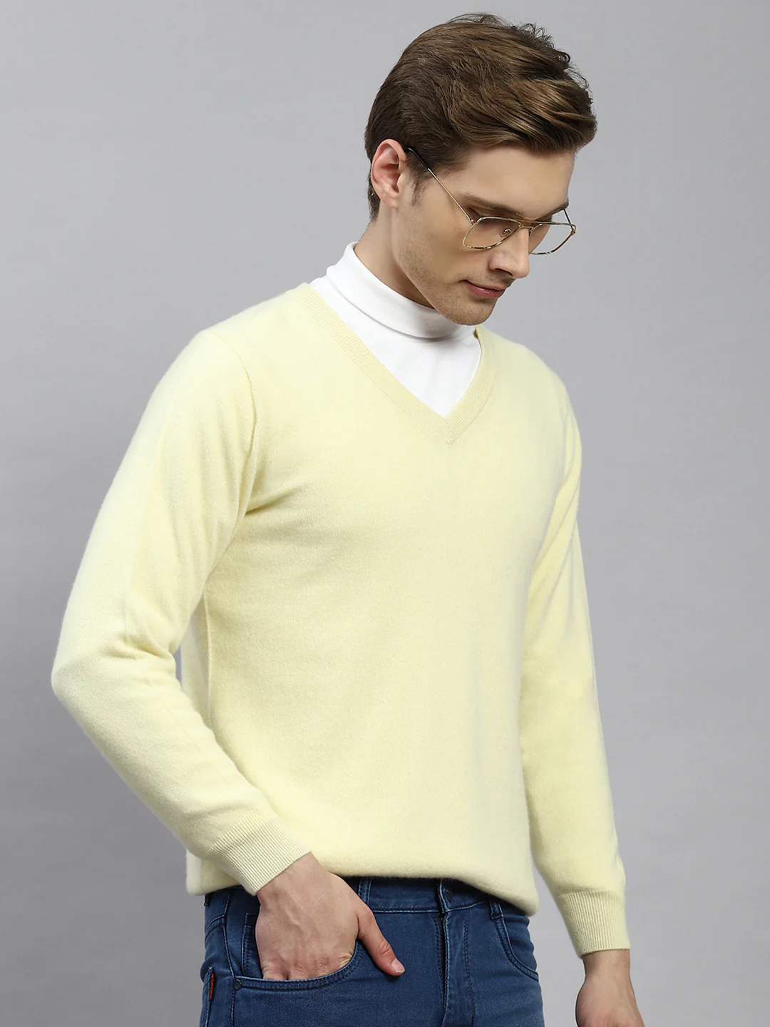 Men Cream Solid Pullover - Image 3