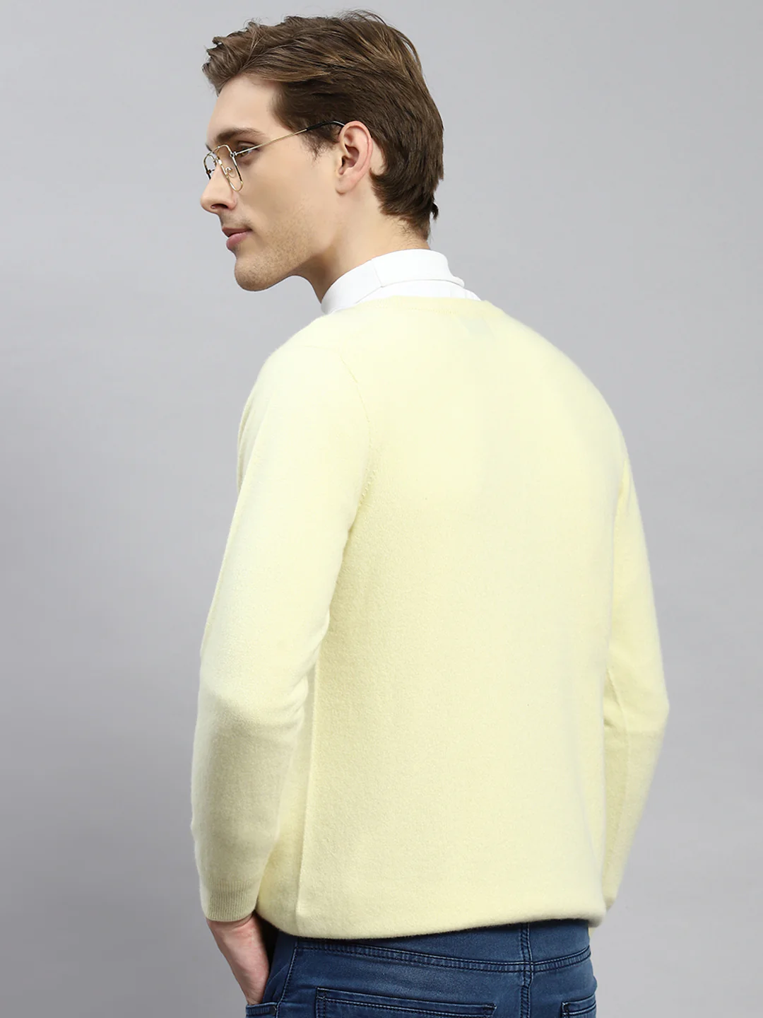 Men Cream Solid Pullover - Image 5
