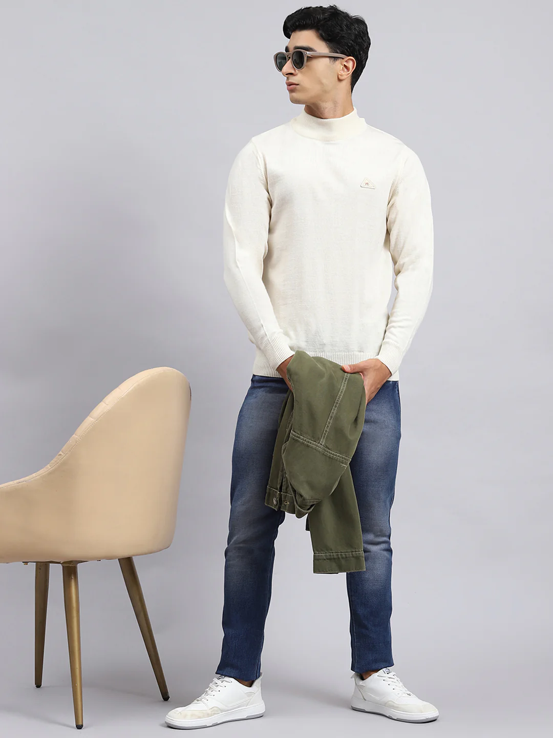 Men Cream Solid Pullover - Image 2