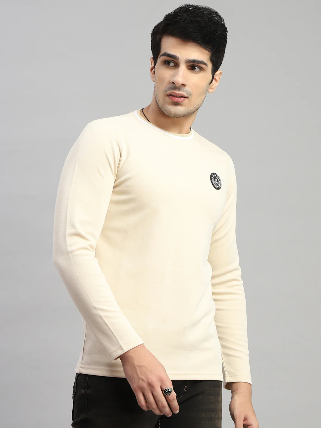 Rock.it Men Cream Solid Round Neck Full Sleeve T-Shirt - Image 4