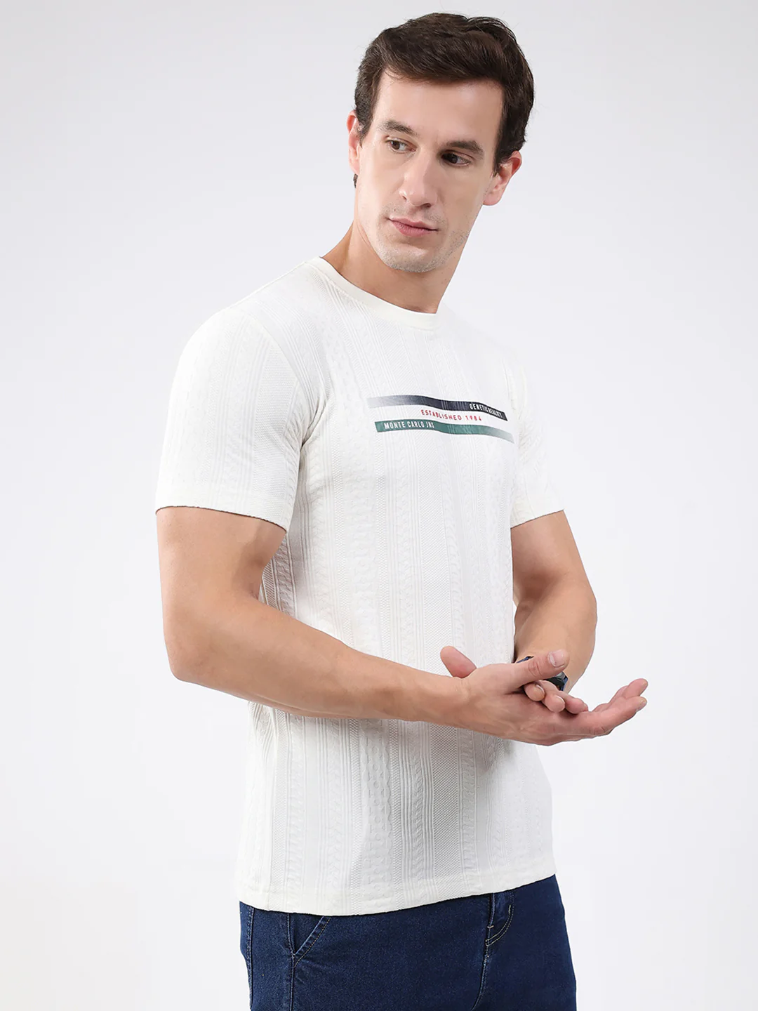 Men Cream Solid Round Neck Half Sleeve T-Shirt - Image 4