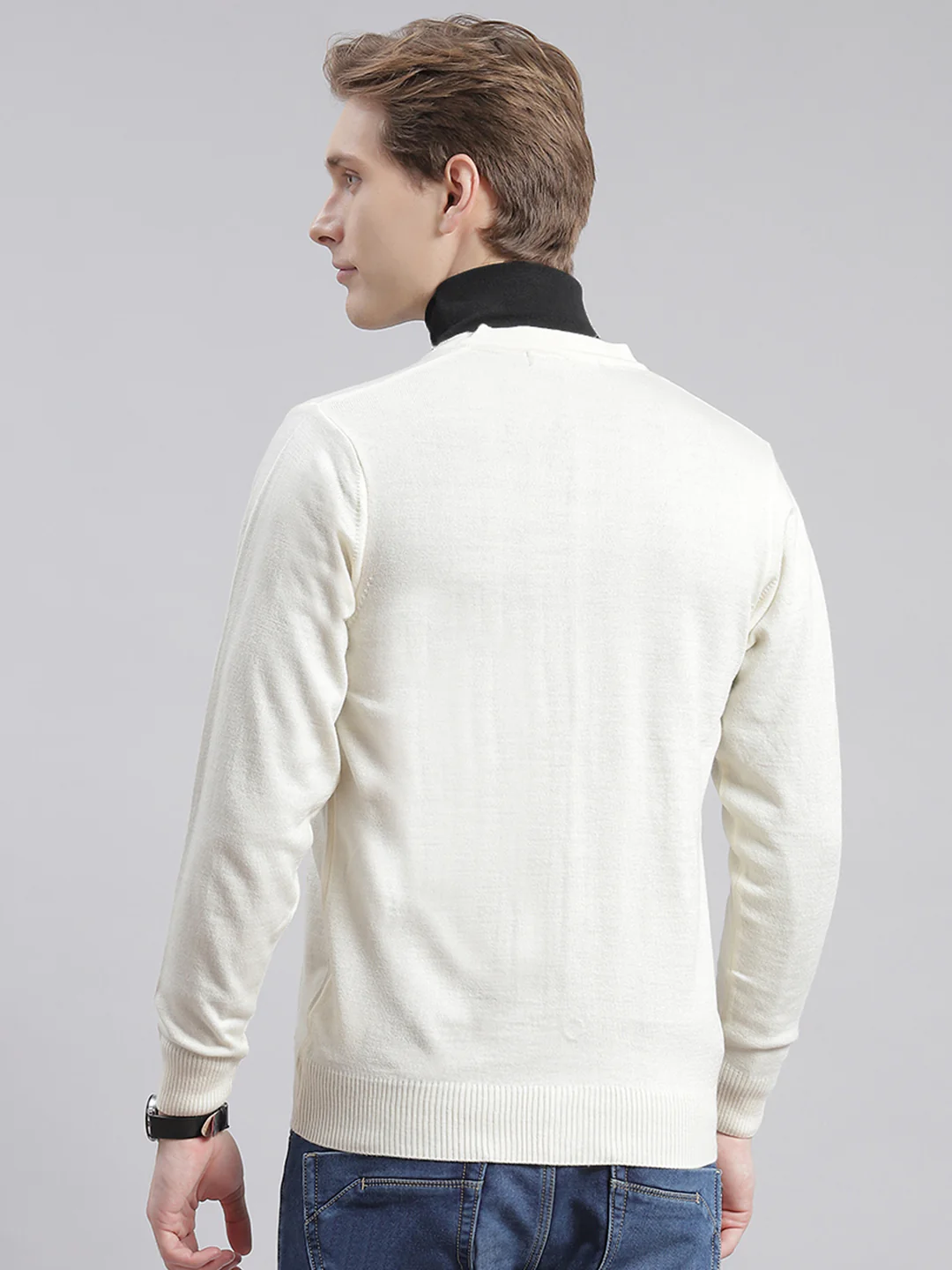 Men Cream Solid V Neck Full Sleeve Cardigans - Image 3