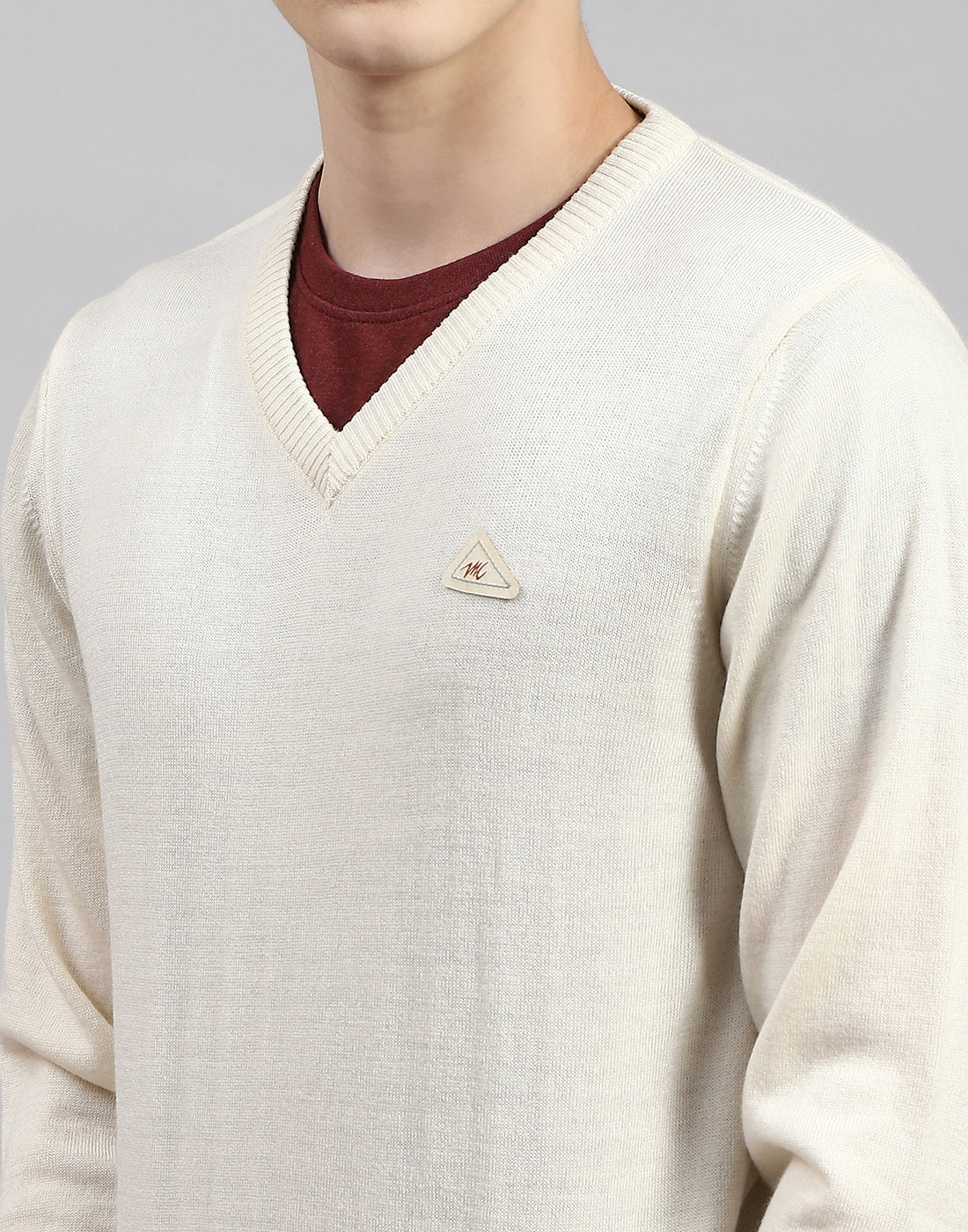 Men Cream Solid V Neck Full Sleeve Pullover - Image 6