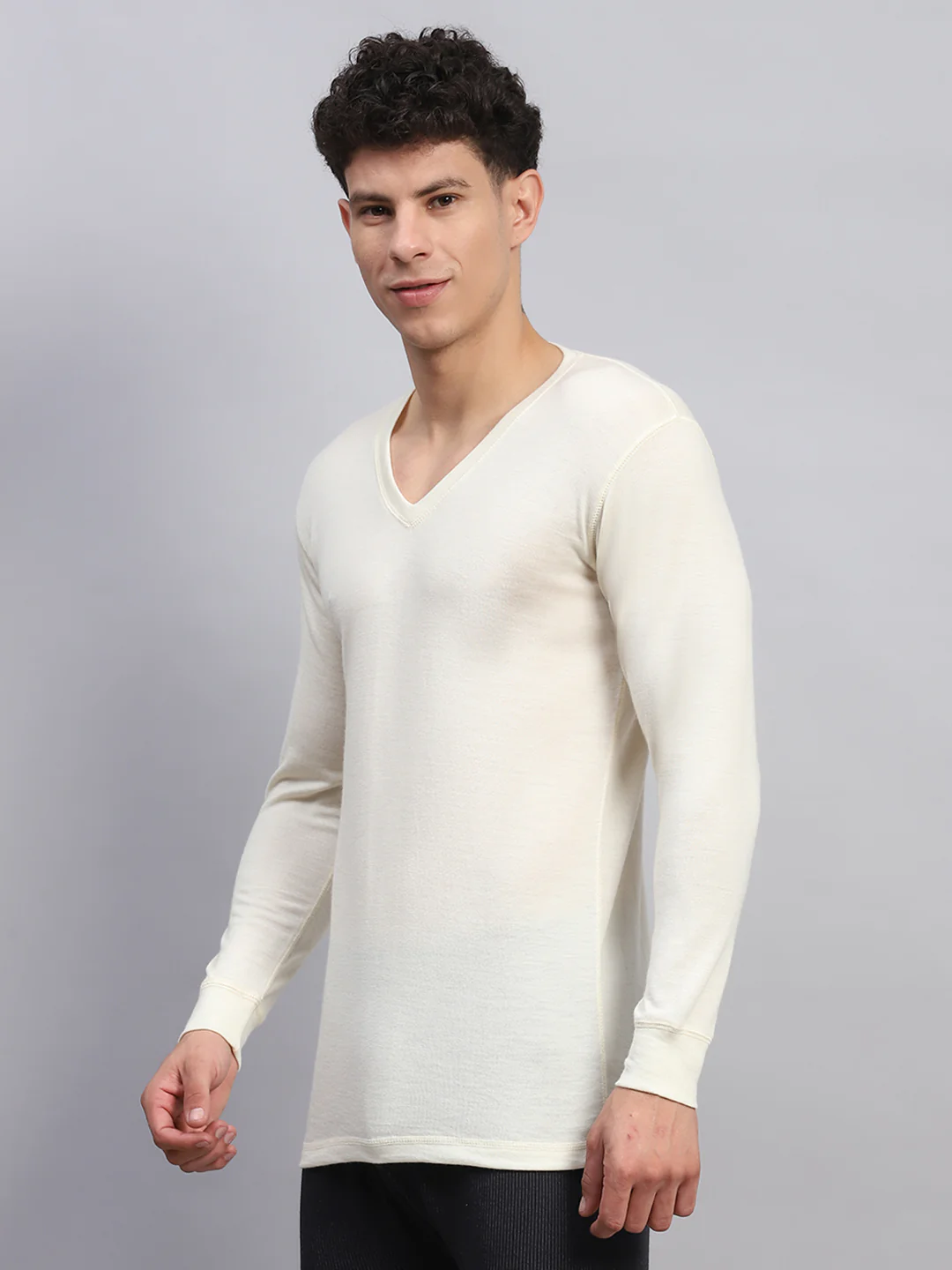 Men Cream Solid V Neck Full Sleeve Thermal Vest - Image 3