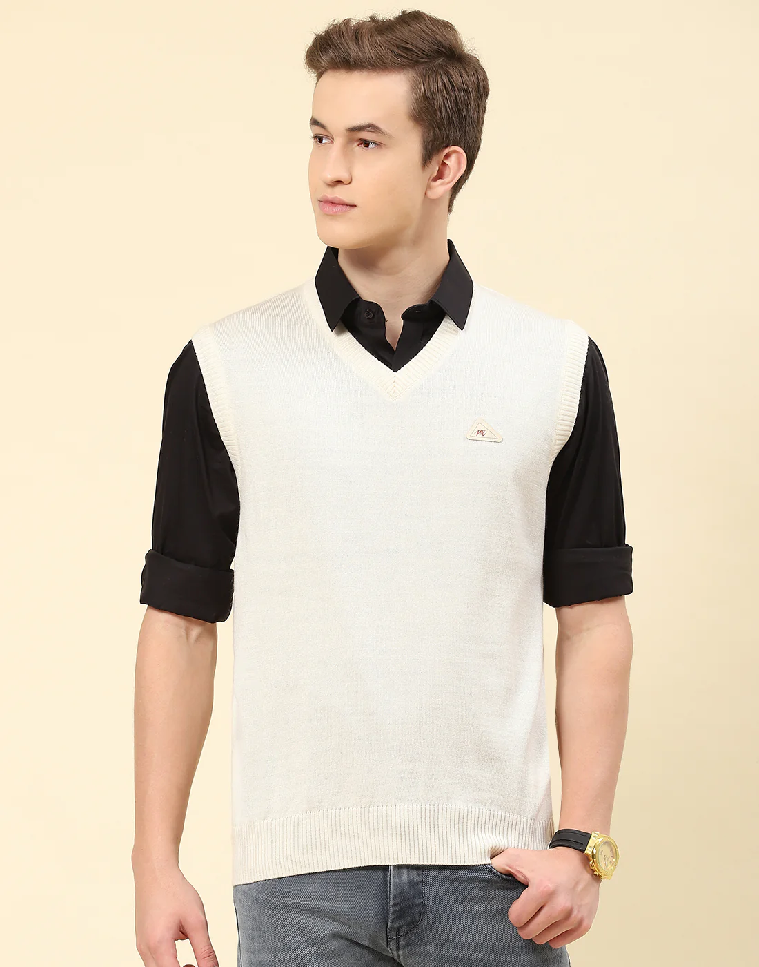 Men Cream Solid V Neck Sleeveless Sweater - Image 3