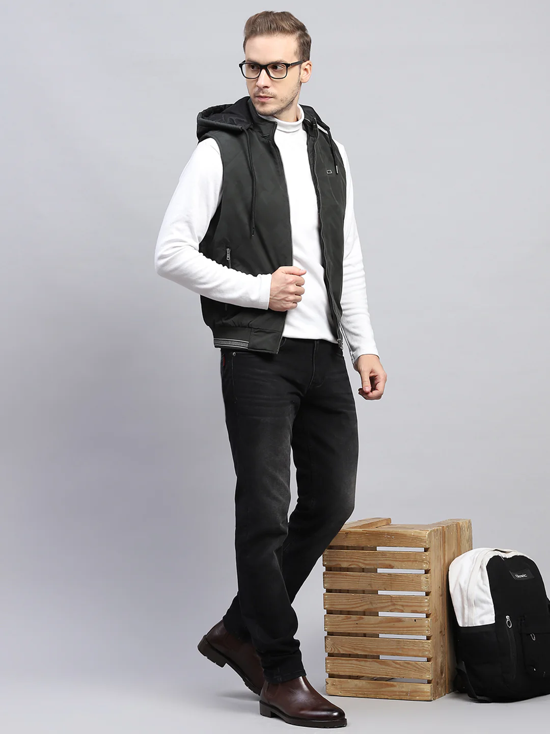 Men Dark Green Printed Hooded Sleeveless Jacket - Image 5