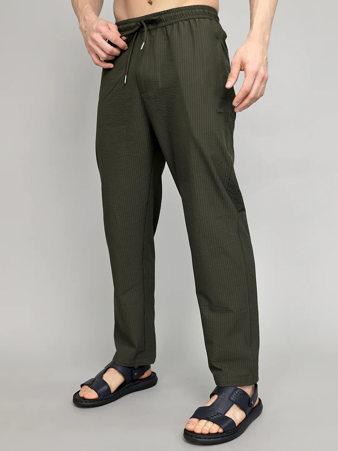 Men Dark Green Solid Regular Fit Lower - Image 2