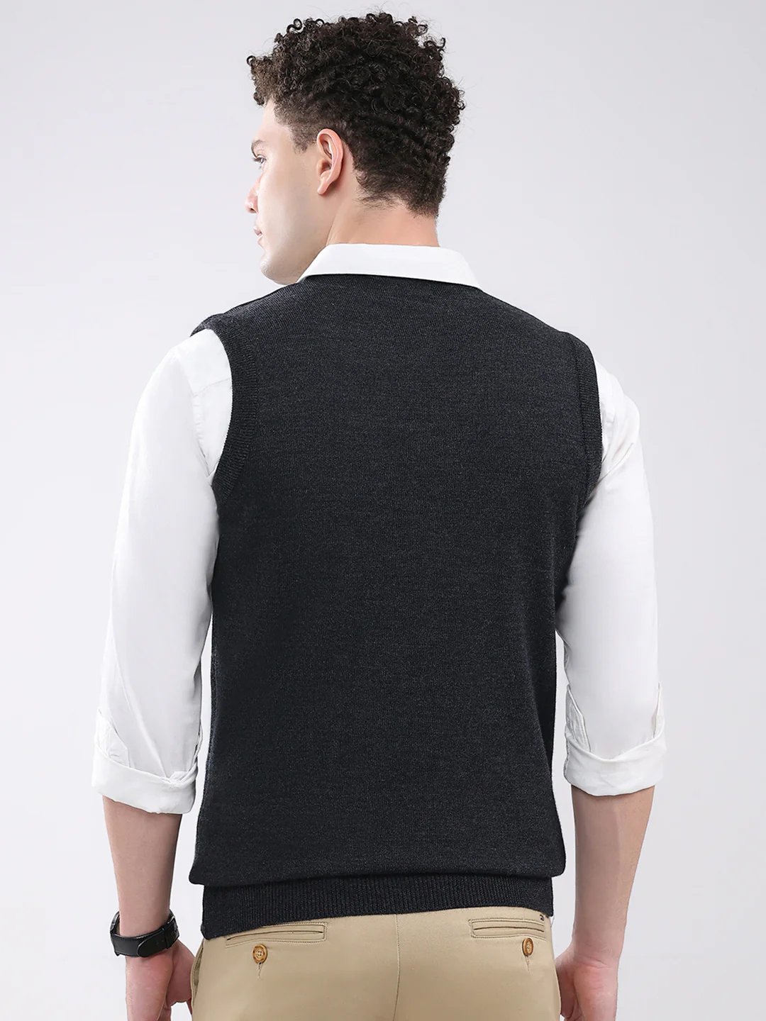 Men Dark Grey Solid V Neck Sleeveless Sweater - Image 5