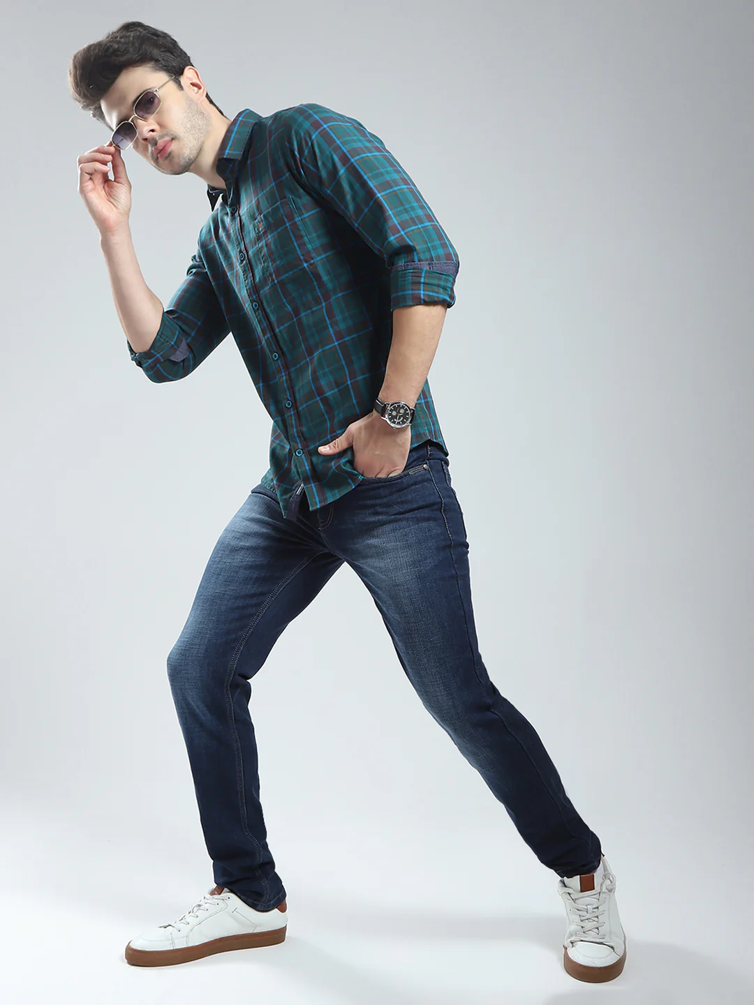 Men Green Check Collar Full Sleeve Shirt - Image 2